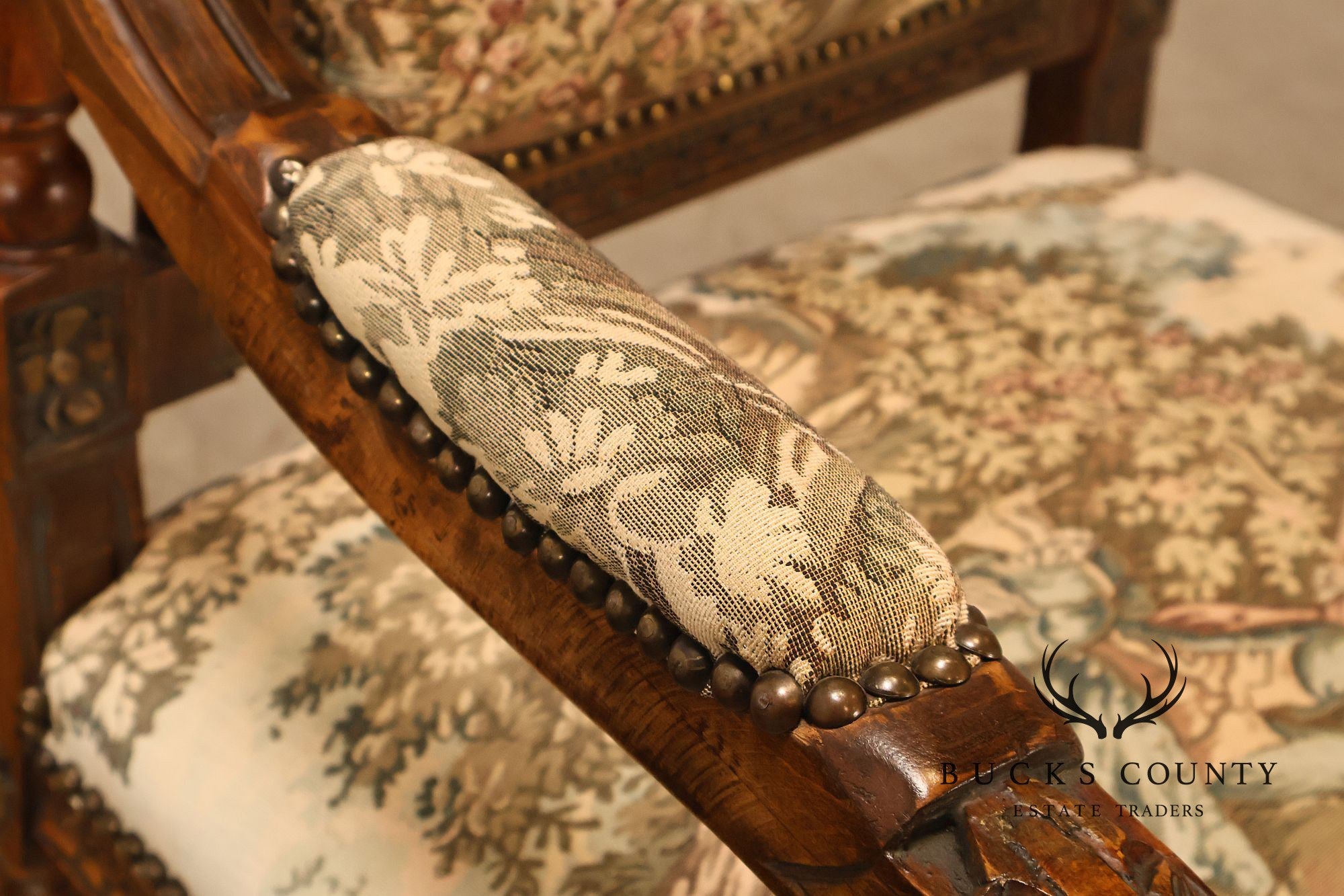 Italian Louis XVI Style Carved Throne Chair