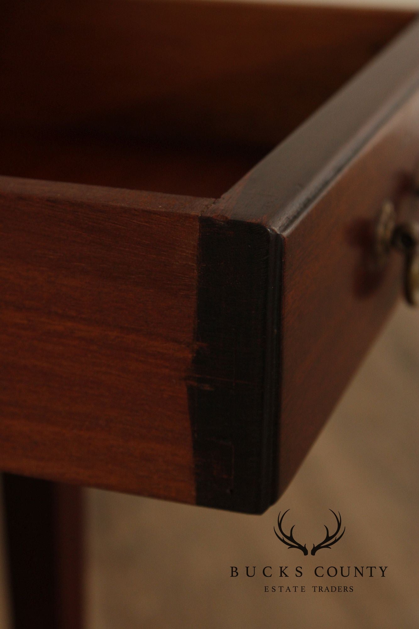 Ellwood Souder & Sons Collector's Group 1930's Mahogany Pembroke Table