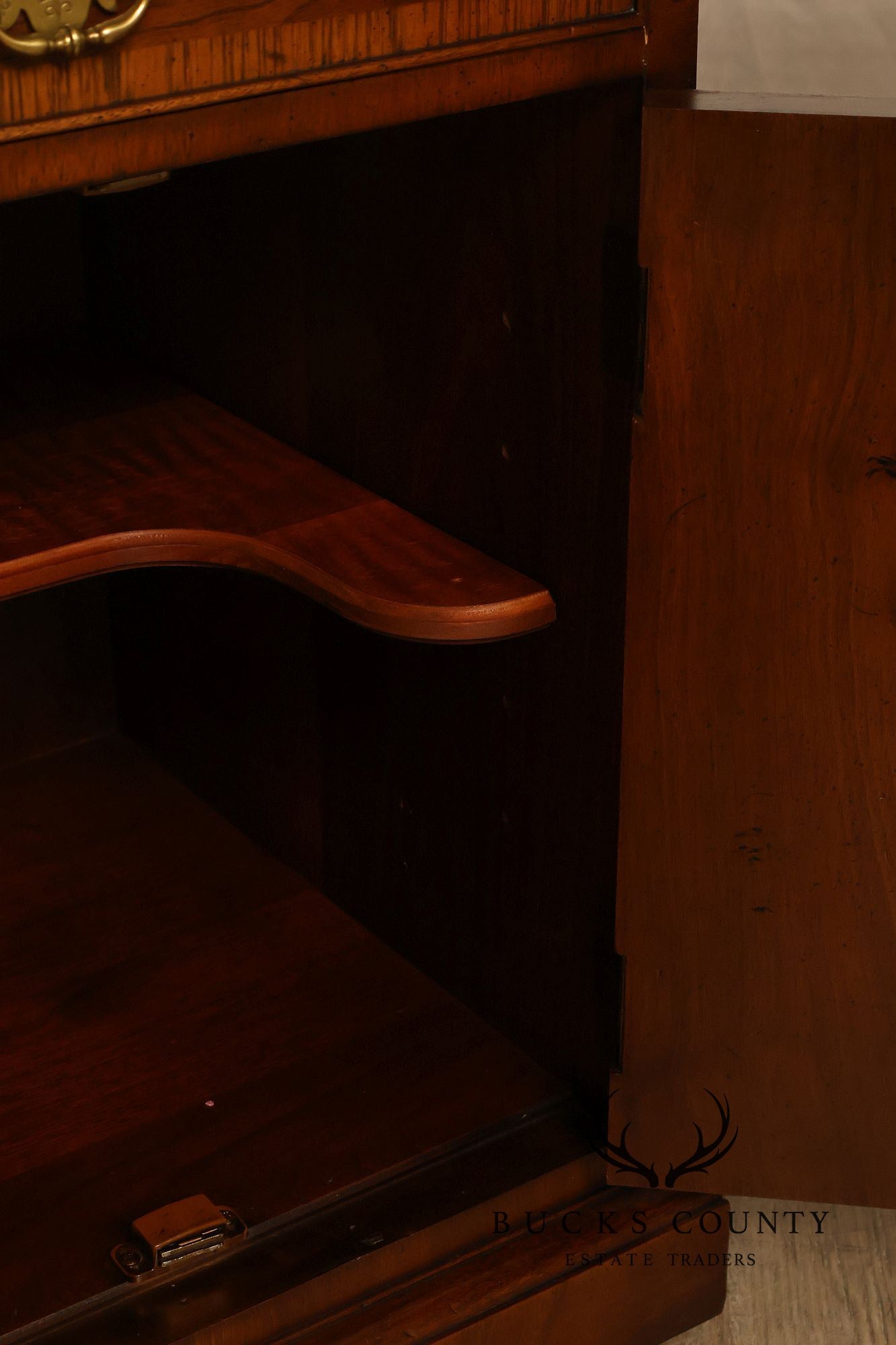 Henredon 18th Century Portfolio Georgian Style Walnut Server