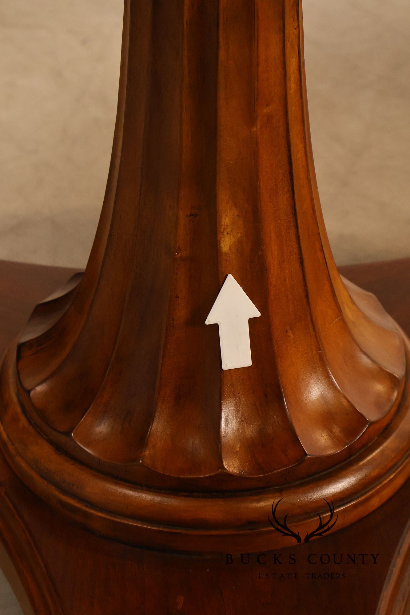 Ethan Allen Townhouse Collection Round Pedestal Side Table