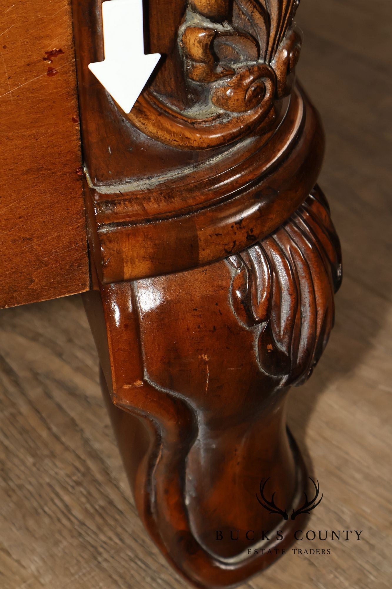 Pulaski Furniture 'St. Raphael' King Poster Bed