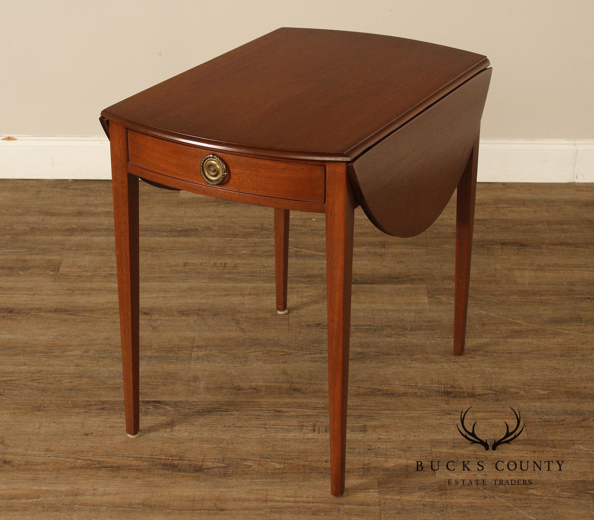 Kittinger 'Gainesborough' Mahogany Pembroke Table