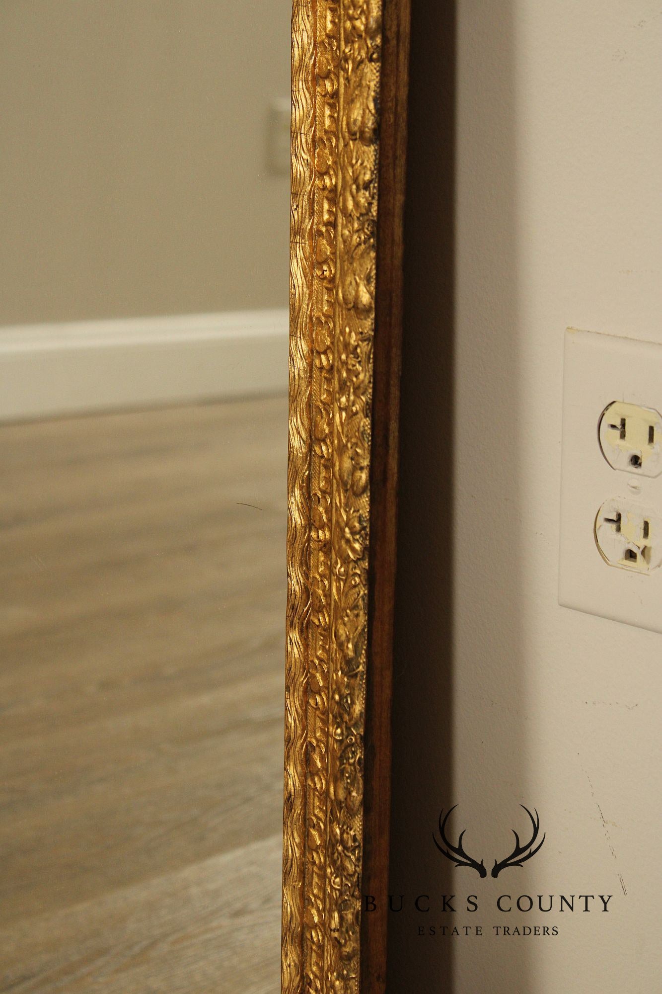 French Rococo Style Giltwood Carved Wall Mirror