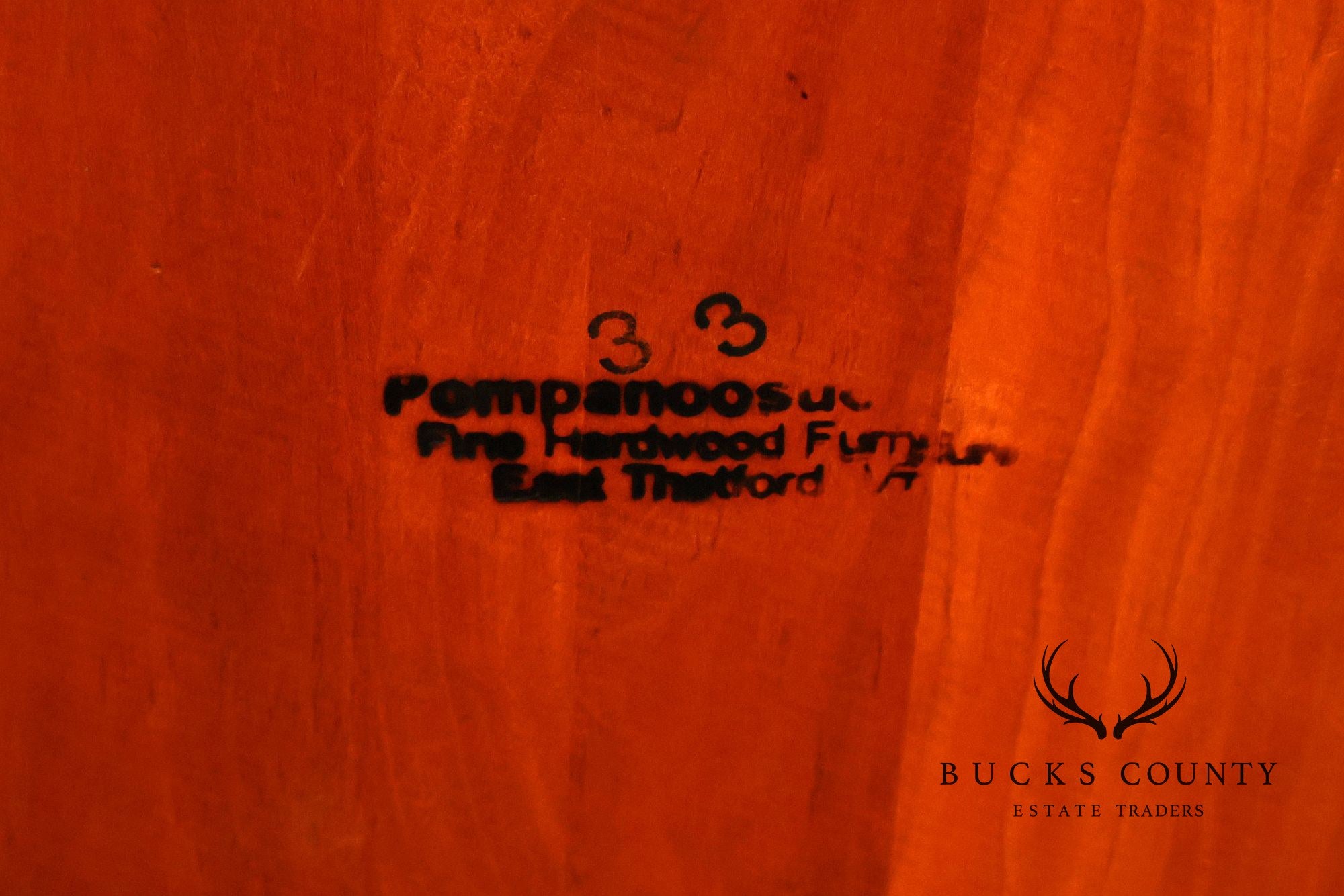 Pompanoosuc Mills Set Of Four Windsor Style Cherry Dining Chairs