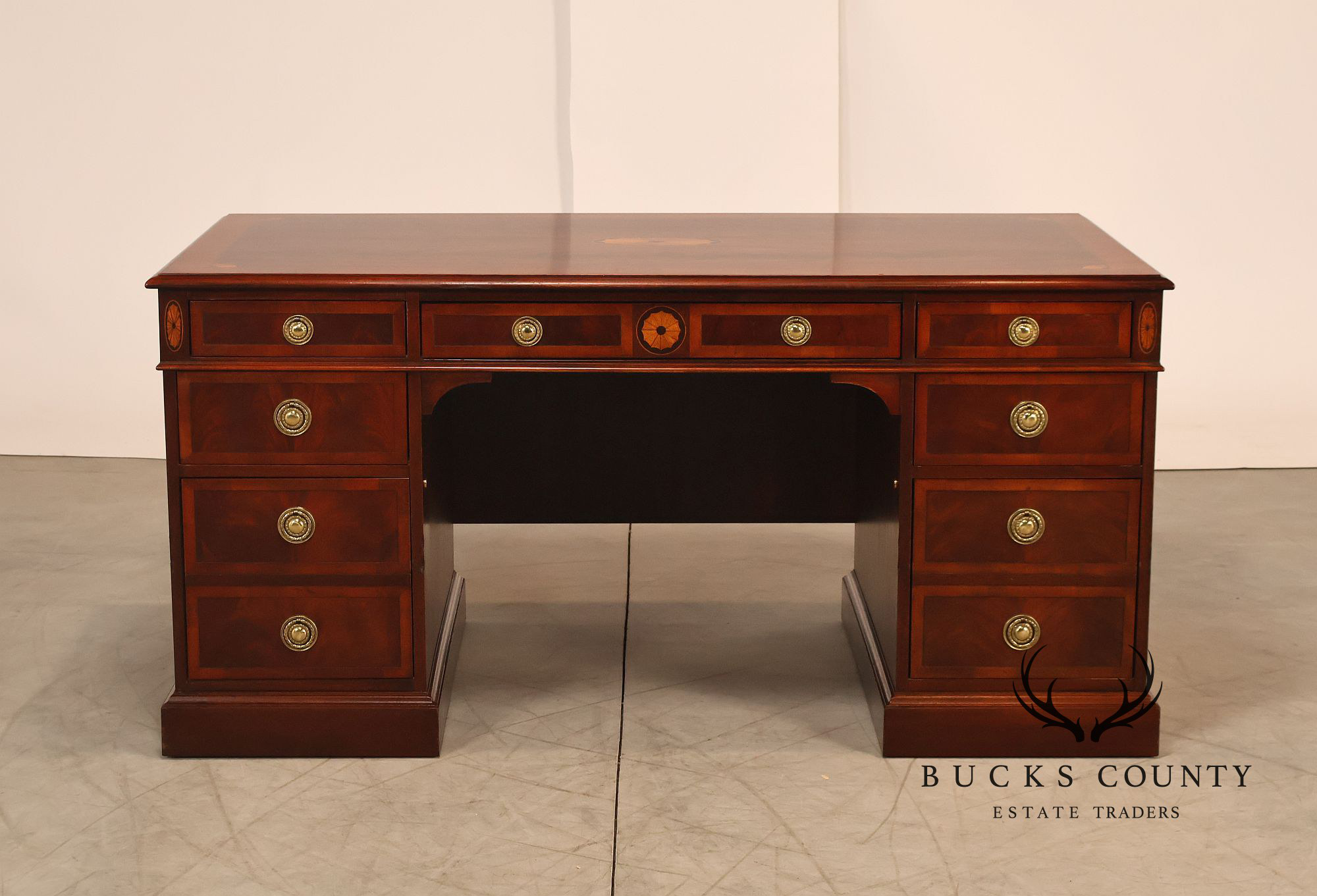 Hekman Federal Style Inlaid Mahogany Executive Desk