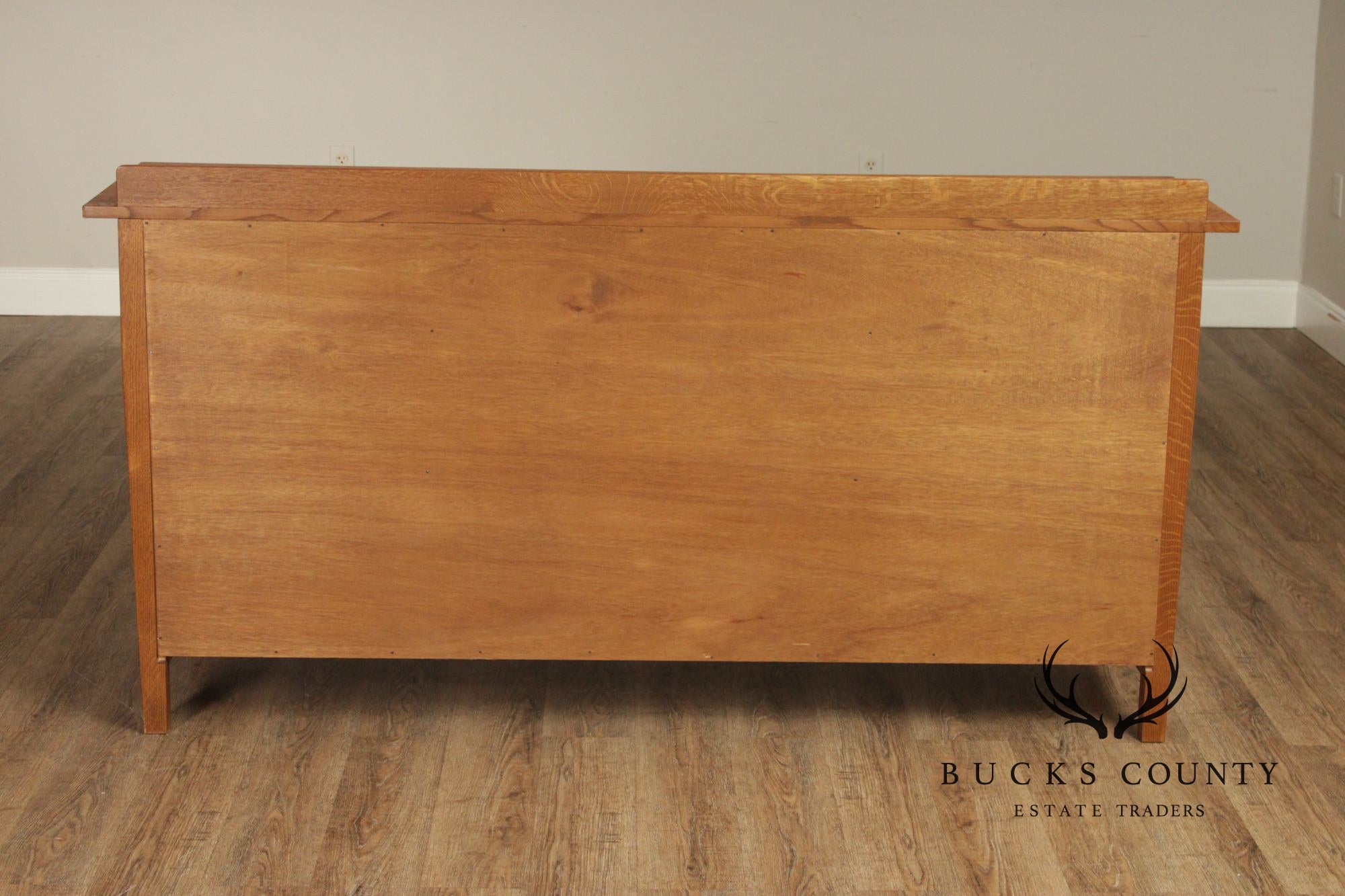 Stickley Mission Collection Harvey Ellis Oak Seven Drawer Dresser