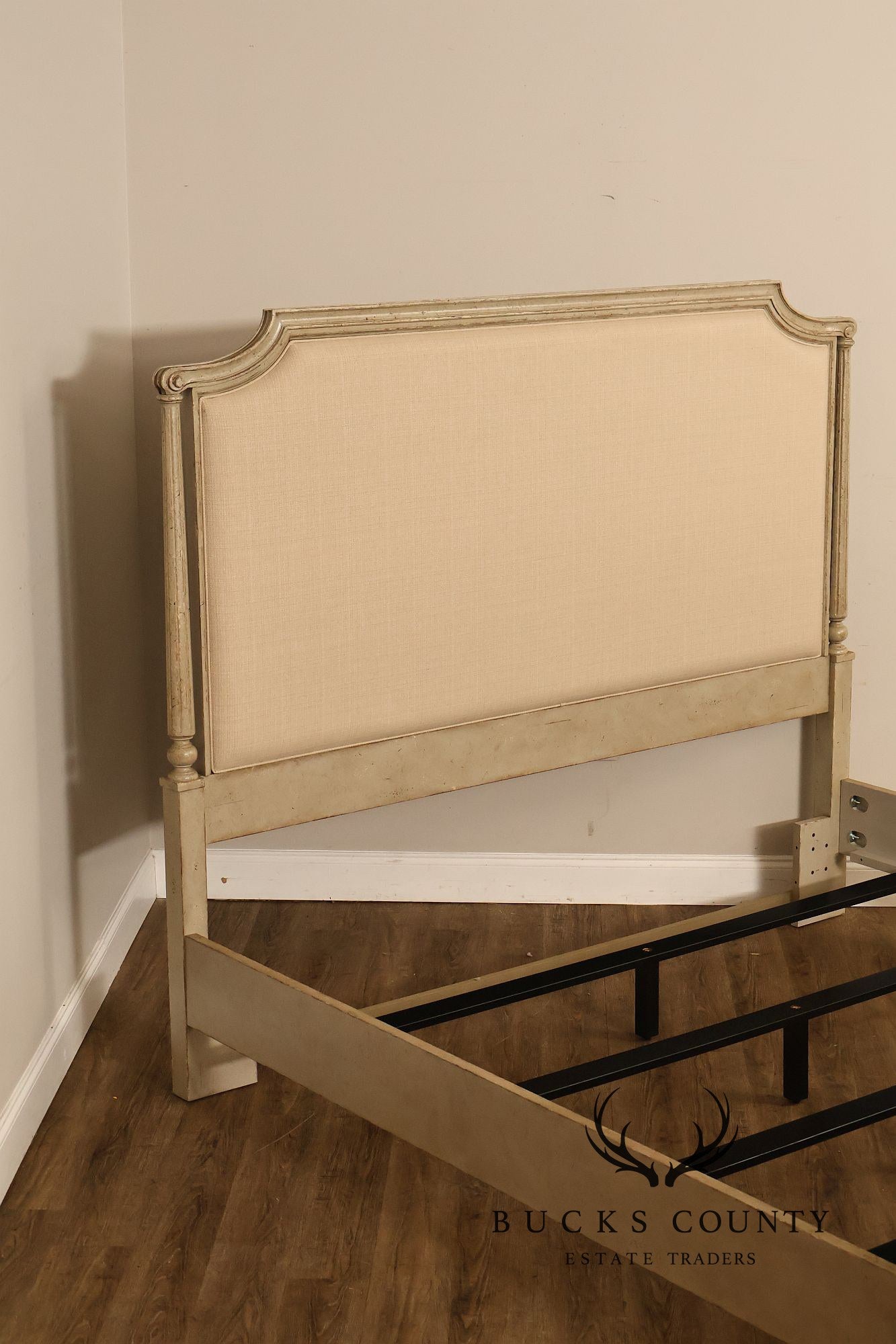 Stanley Furniture Arrondissement Collection King 'Palais' Bed