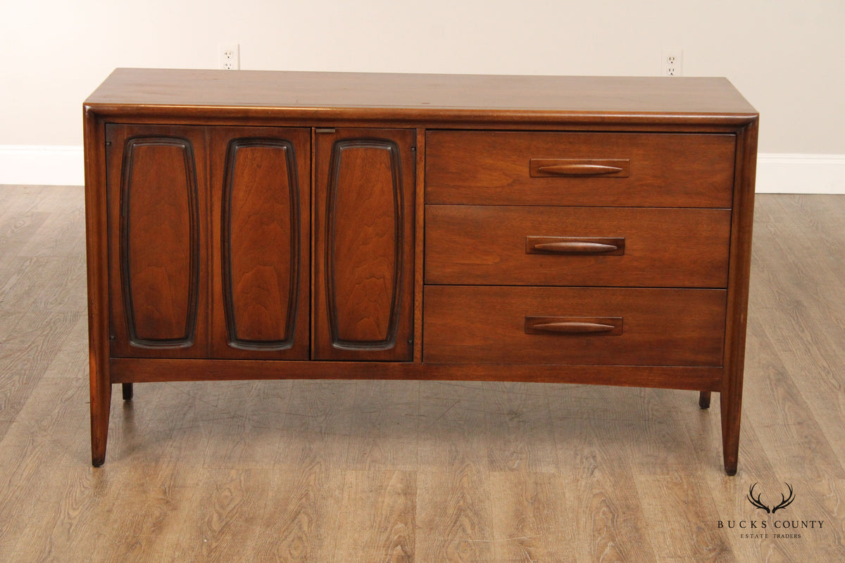 Broyhill 'Emphasis' Mid Century Modern Walnut Low Chest