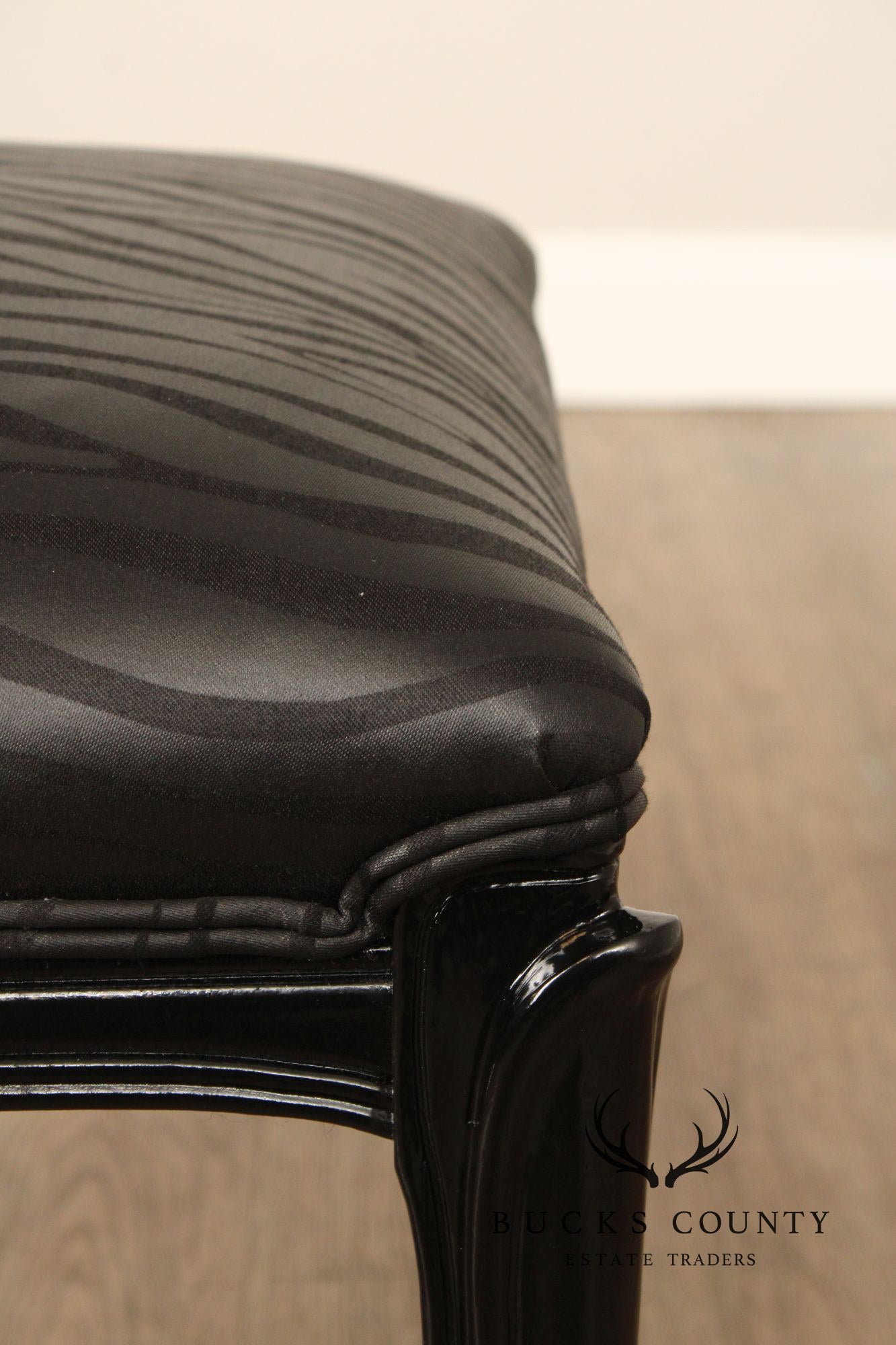 Italian Art Deco Style Set of Eight Ebonized Dining Chairs