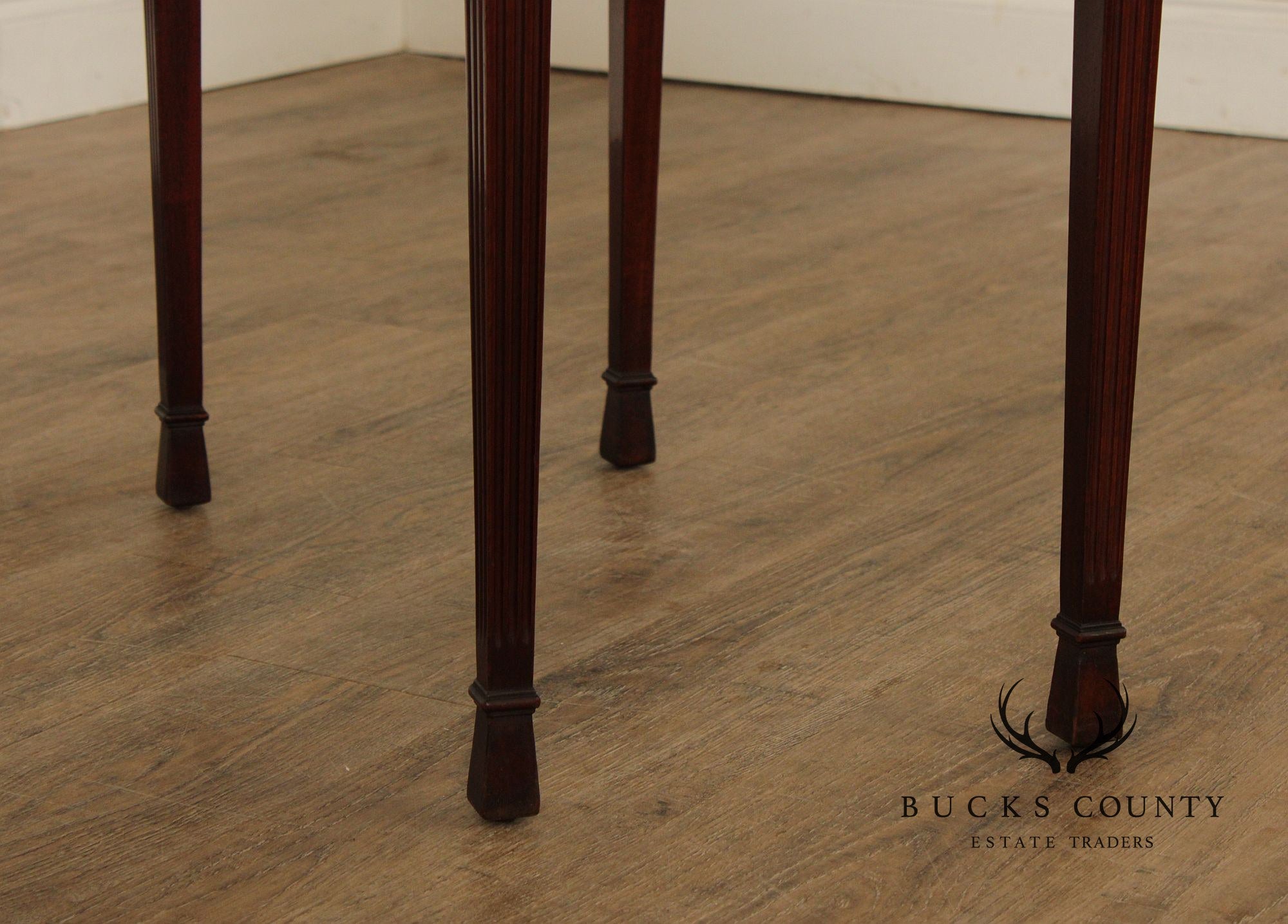 Ellwood Souder & Sons Collector's Group 1930's Mahogany Pembroke Table