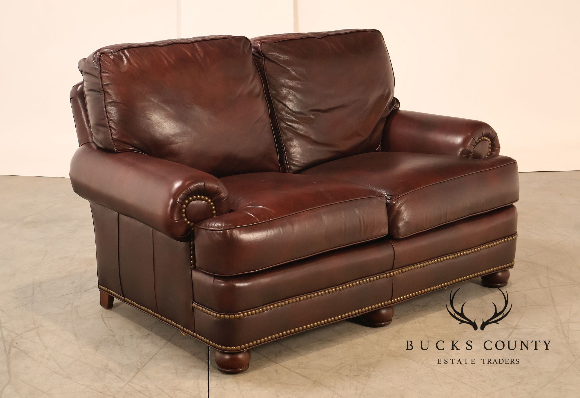 Hancock & Moore Traditional Leather Loveseat
