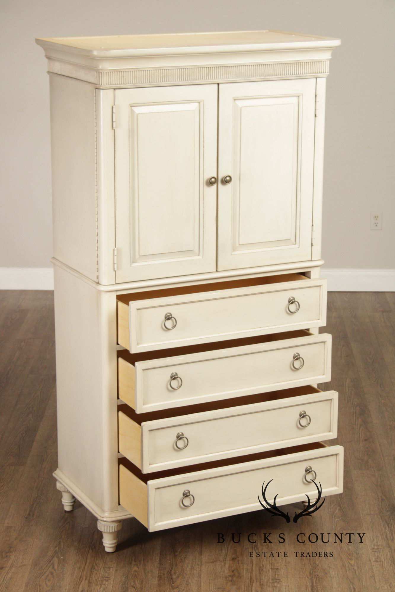 Drexel Heritage 'Chelsea Cottage' Armoire