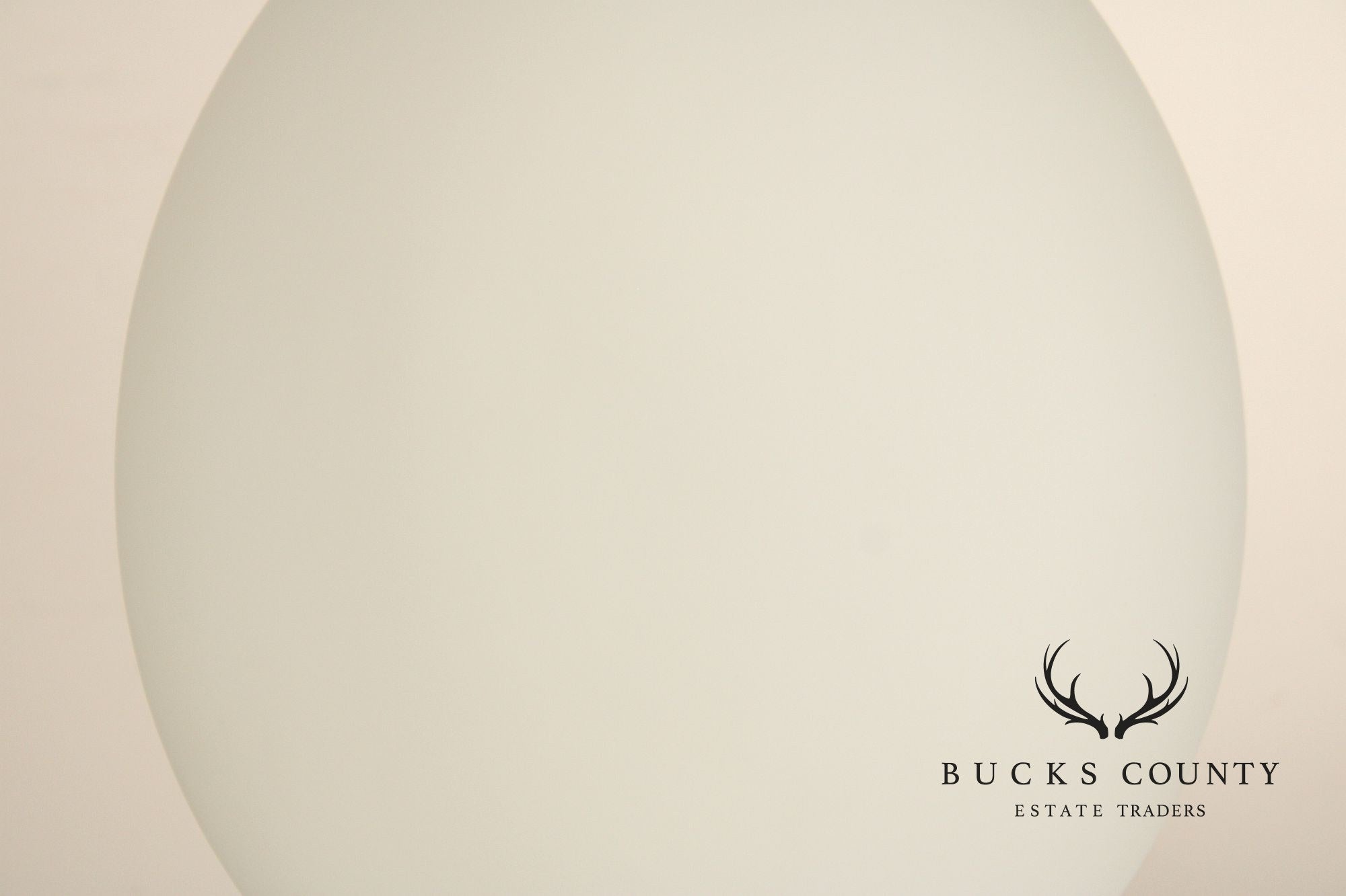 Laurel Lamp Company Mid Century Modern Glass Egg Lamp