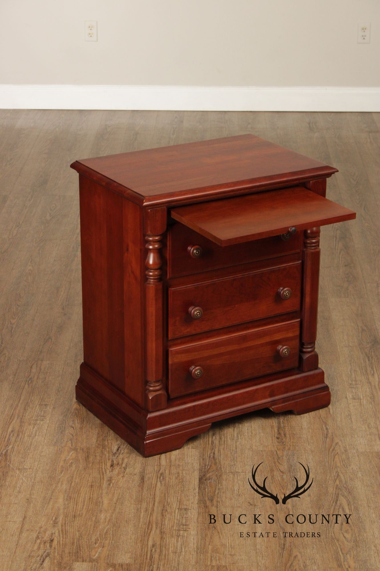 Keller Pair Of Solid Cherry Traditional Nightstands With Pull Out Trays