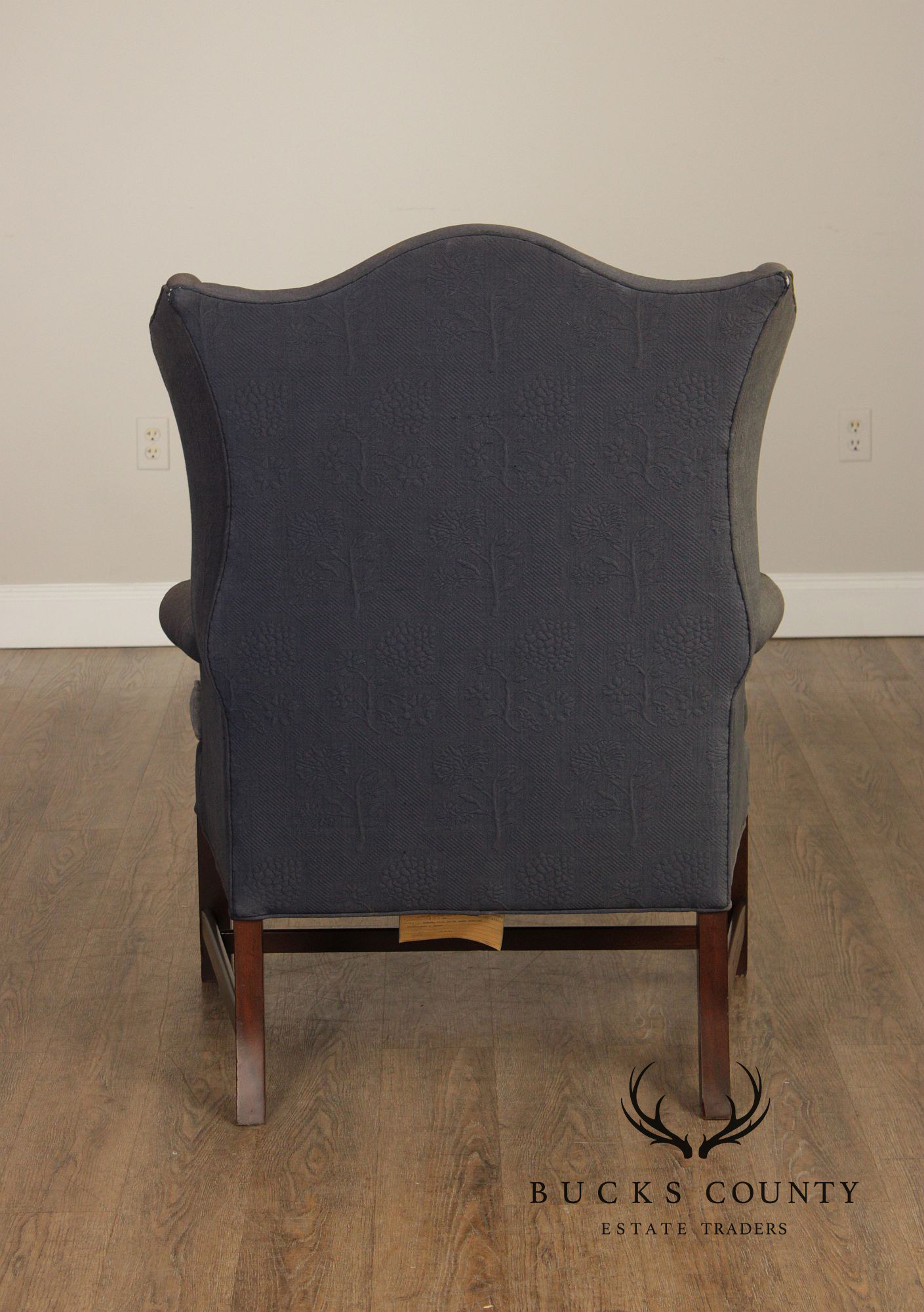 Kittinger Williamsburg Adaptation Chippendale Style Mahogany Wing Chair