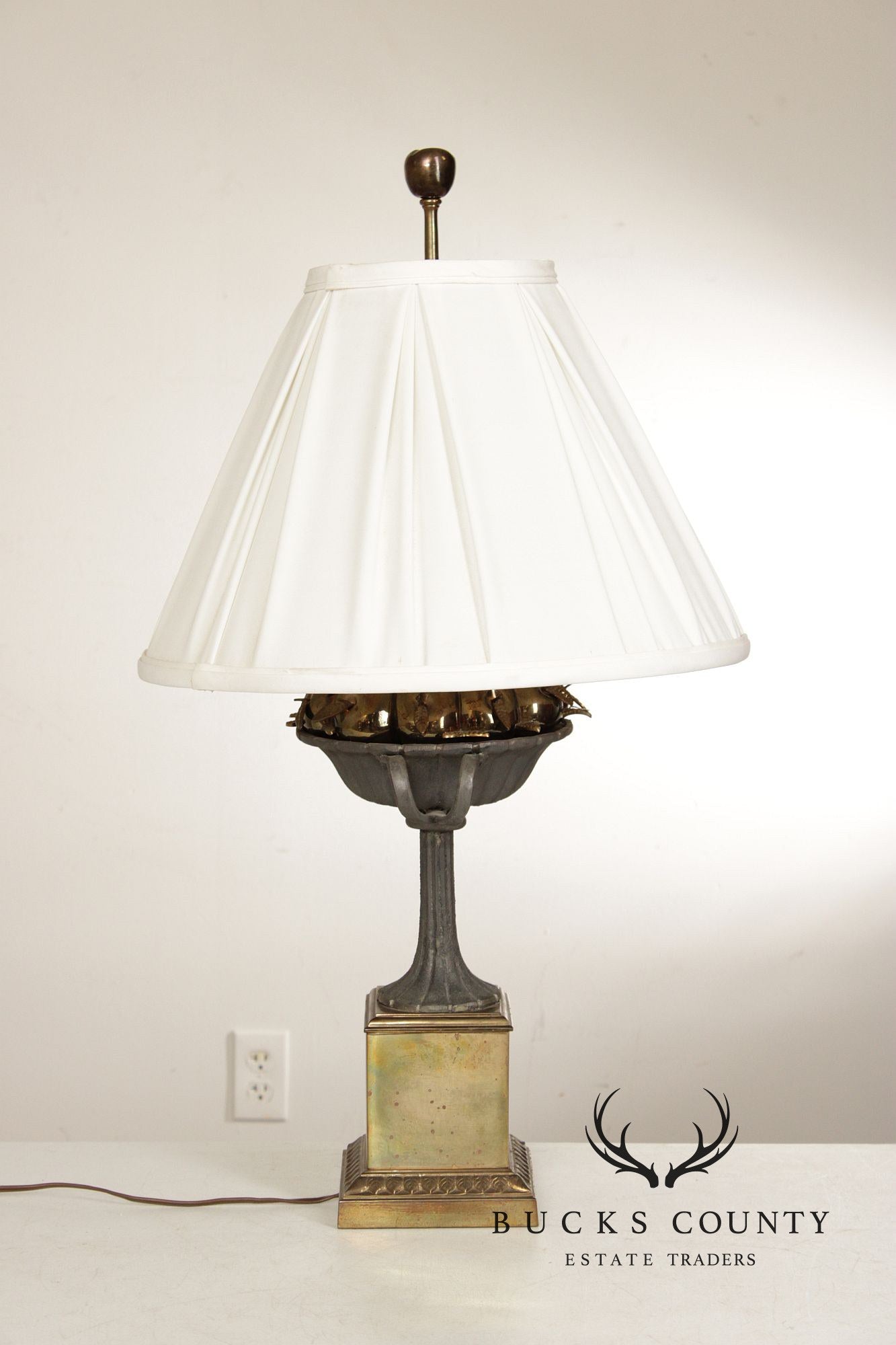 Chapman Vintage Fruit Basket Urn Form Table Lamp