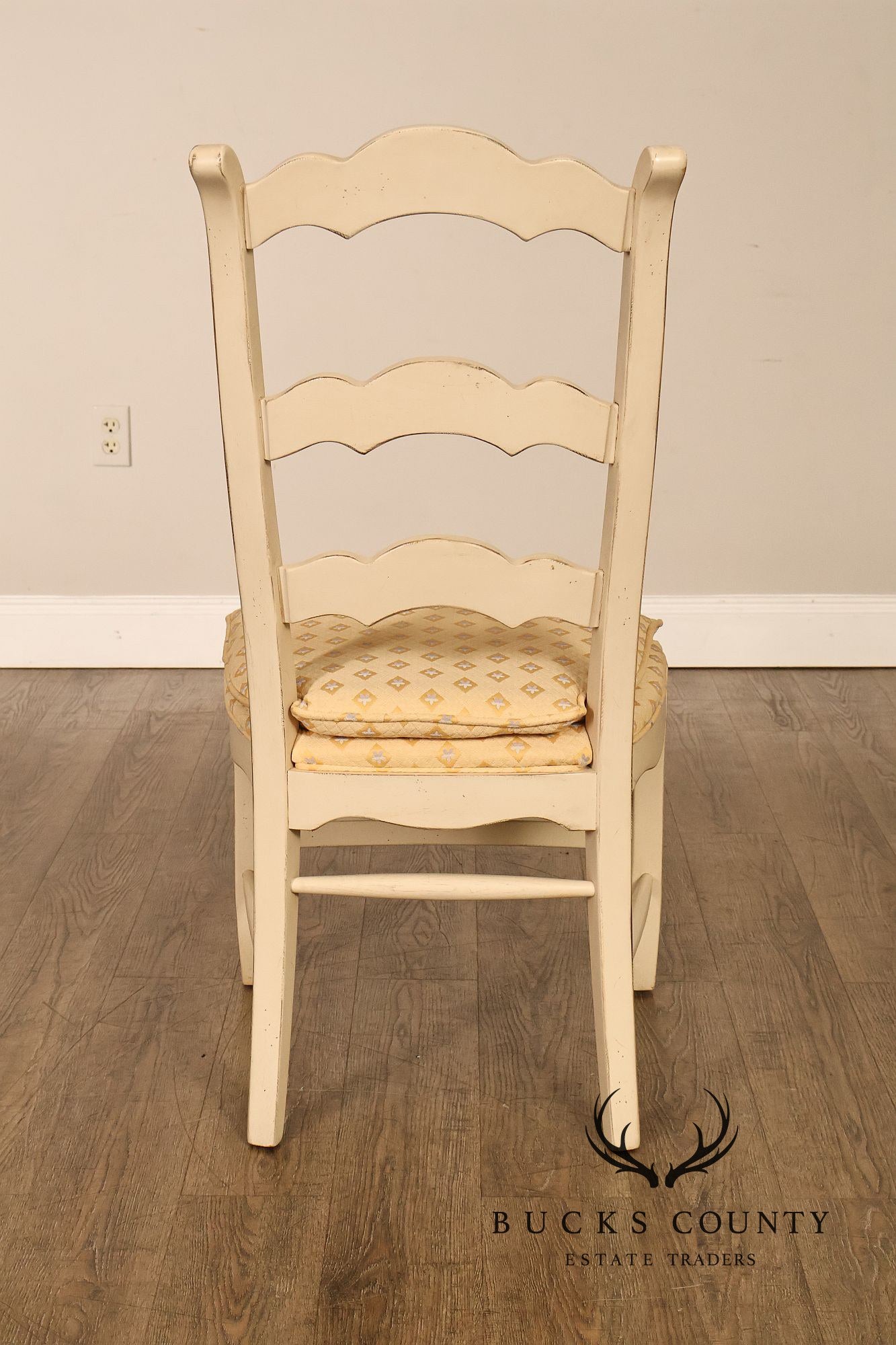 Drexel Heritage French Country Style Set of Eight Dining Chairs