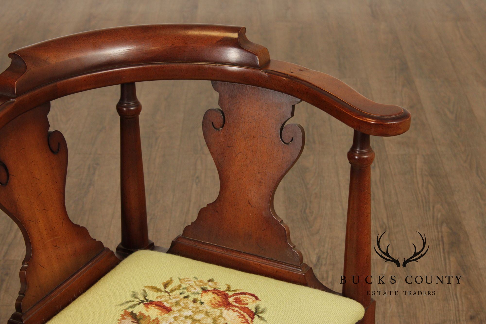 Queen Anne Style Mahogany Corner Chair