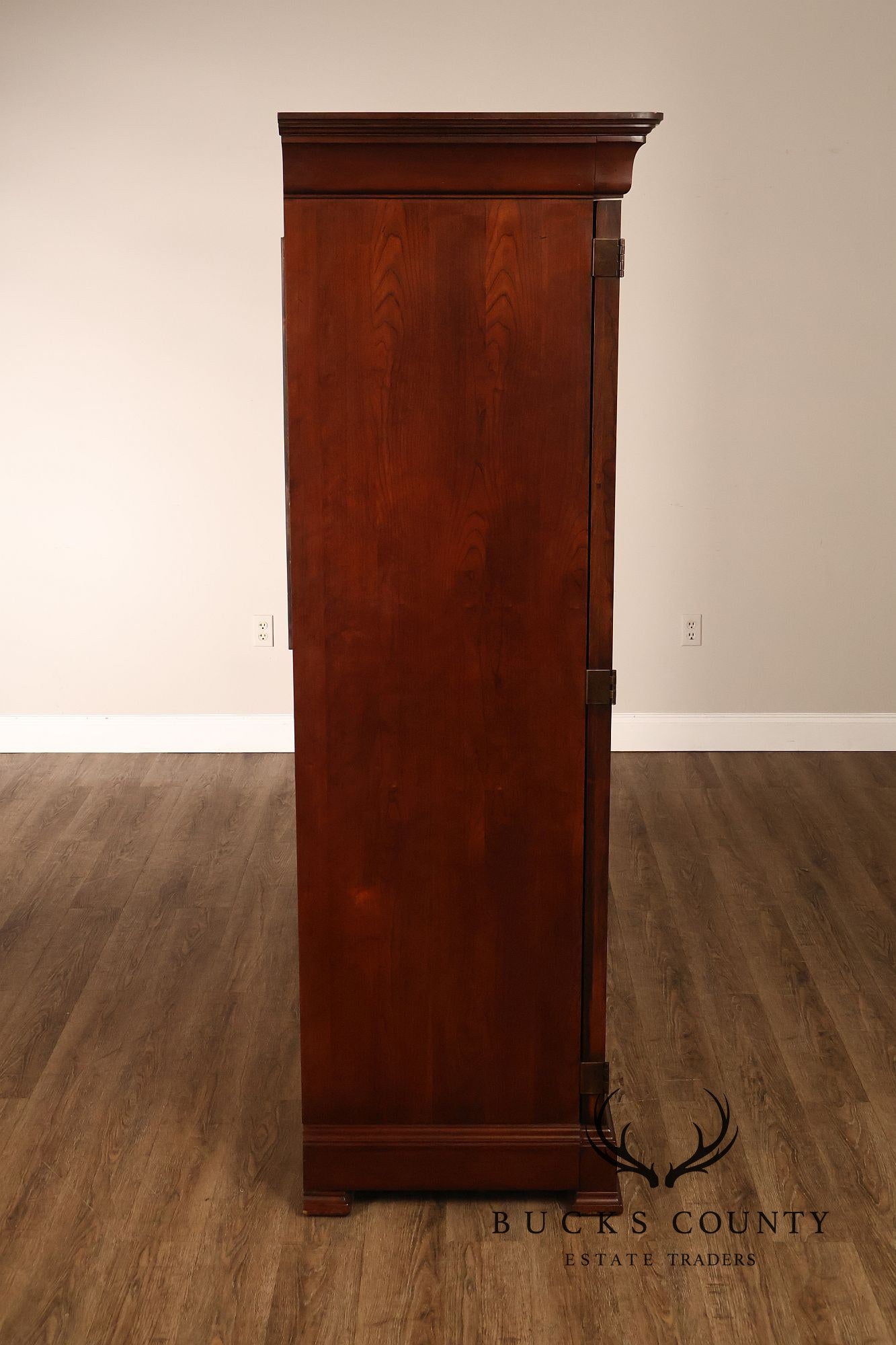 Thomasville Traditional Louis Philippe Style Cherry Armoire