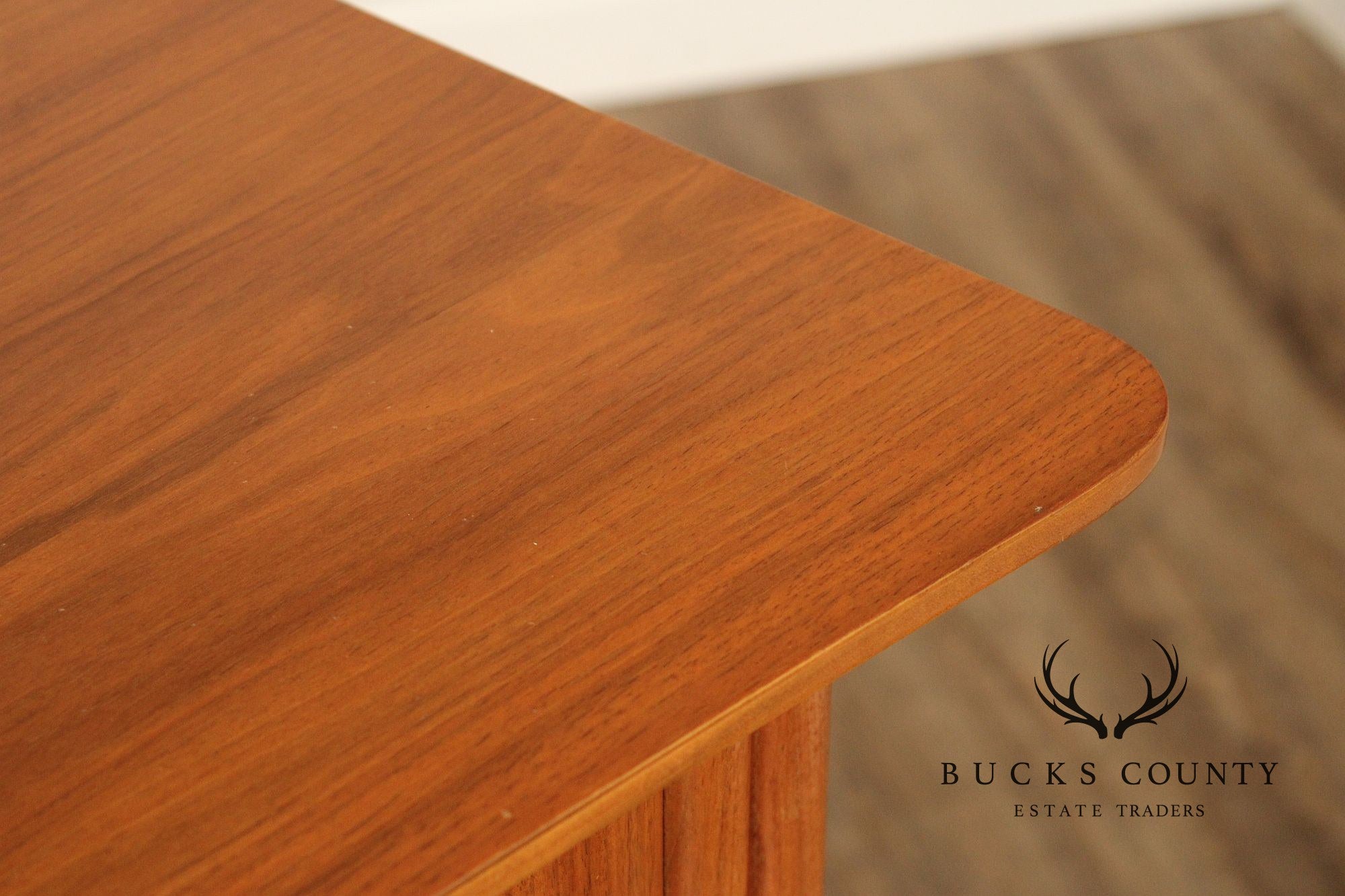 Young Manufacturing Mid Century Modern Walnut Gentleman's Chest