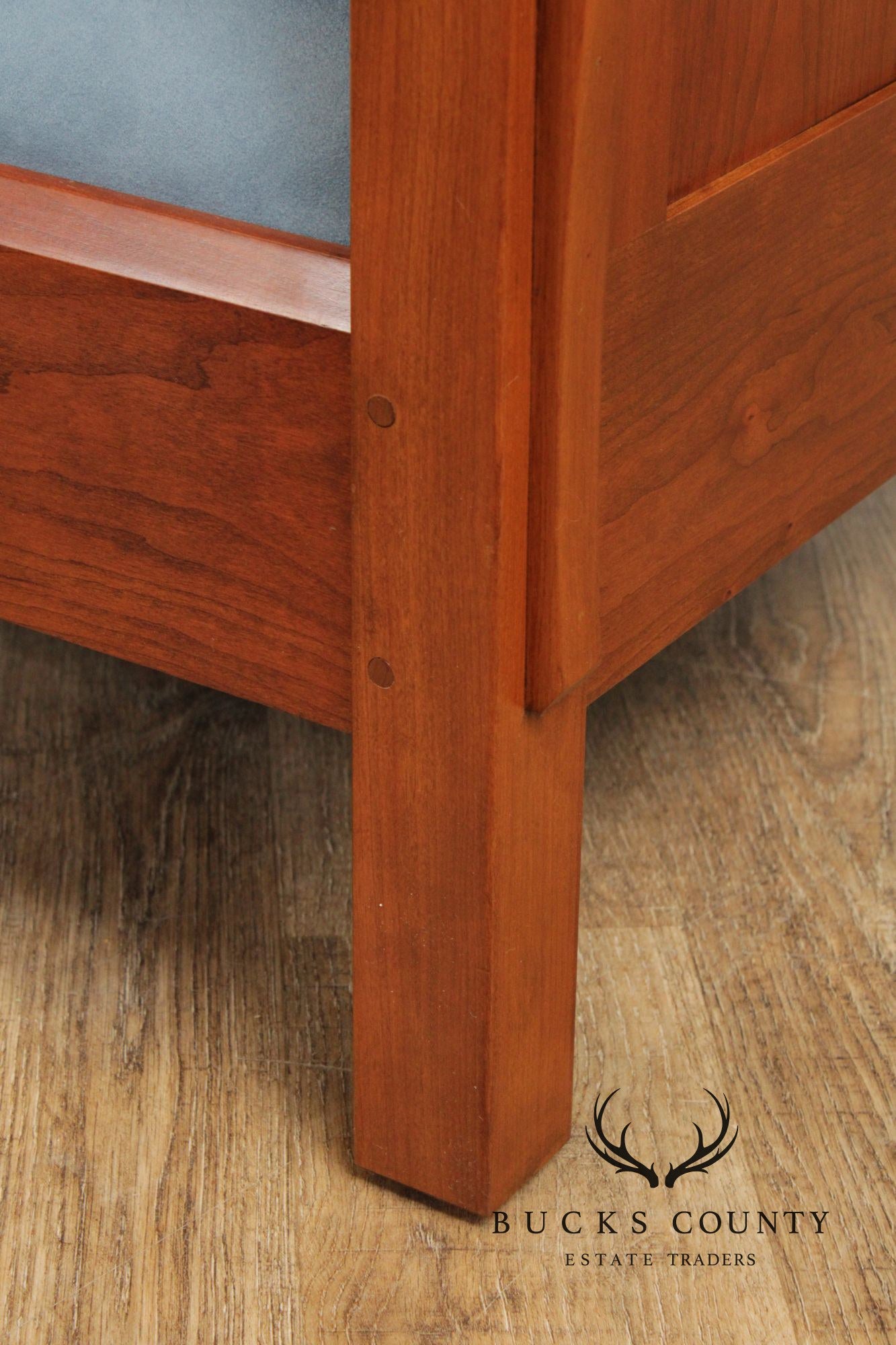 Stickley Mission Collection Cherry Prairie Settle