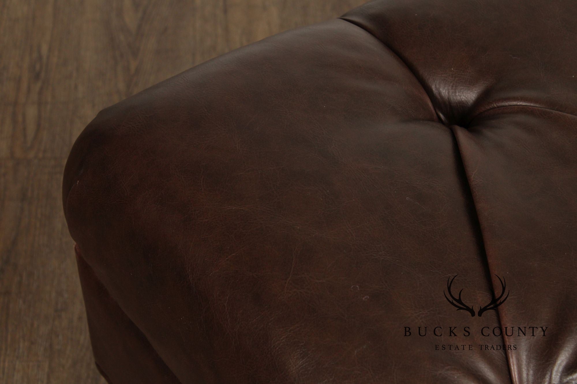 English Traditional Style Tufted Ottoman