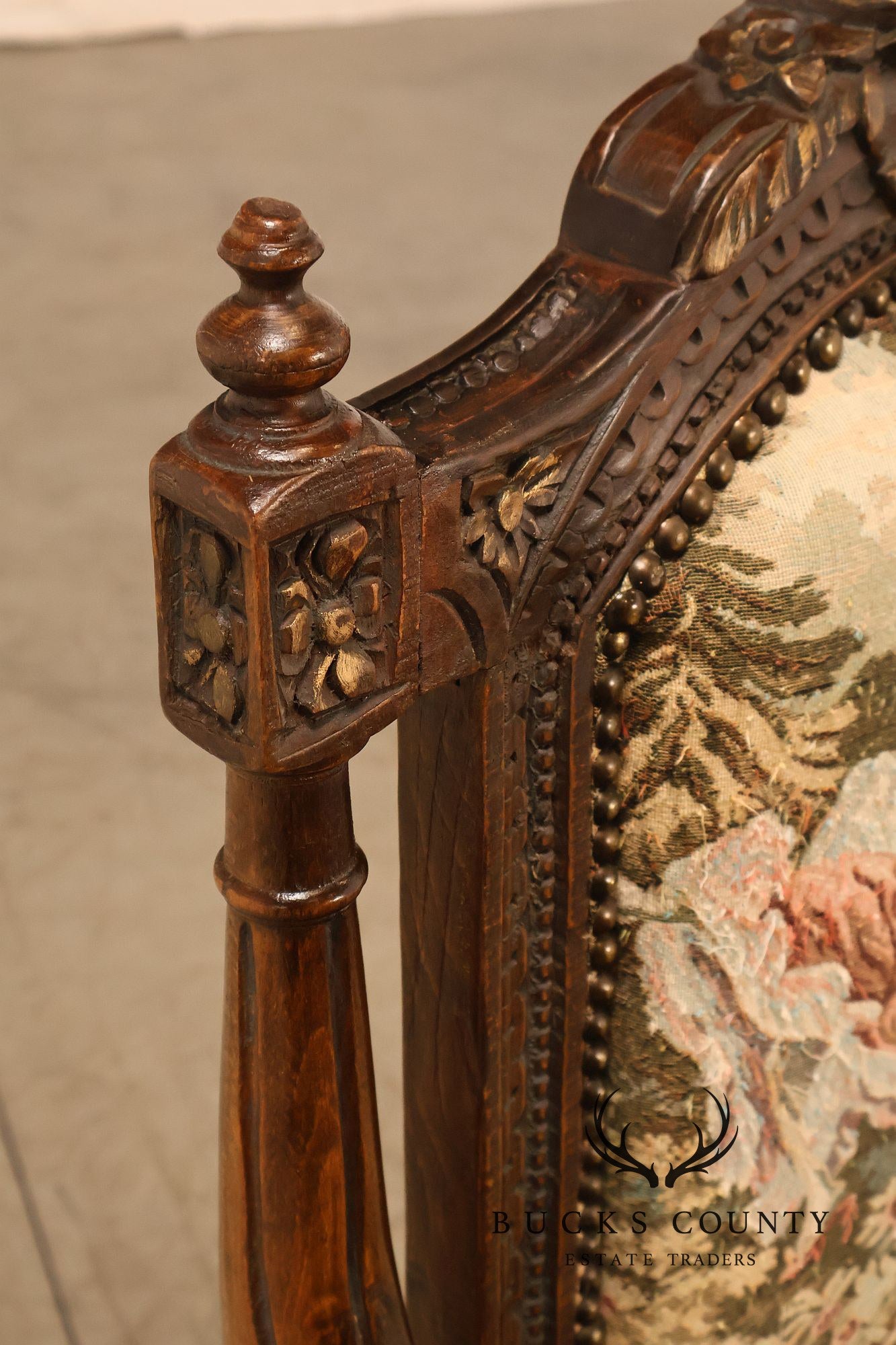 Italian Louis XVI Style Carved Throne Chair