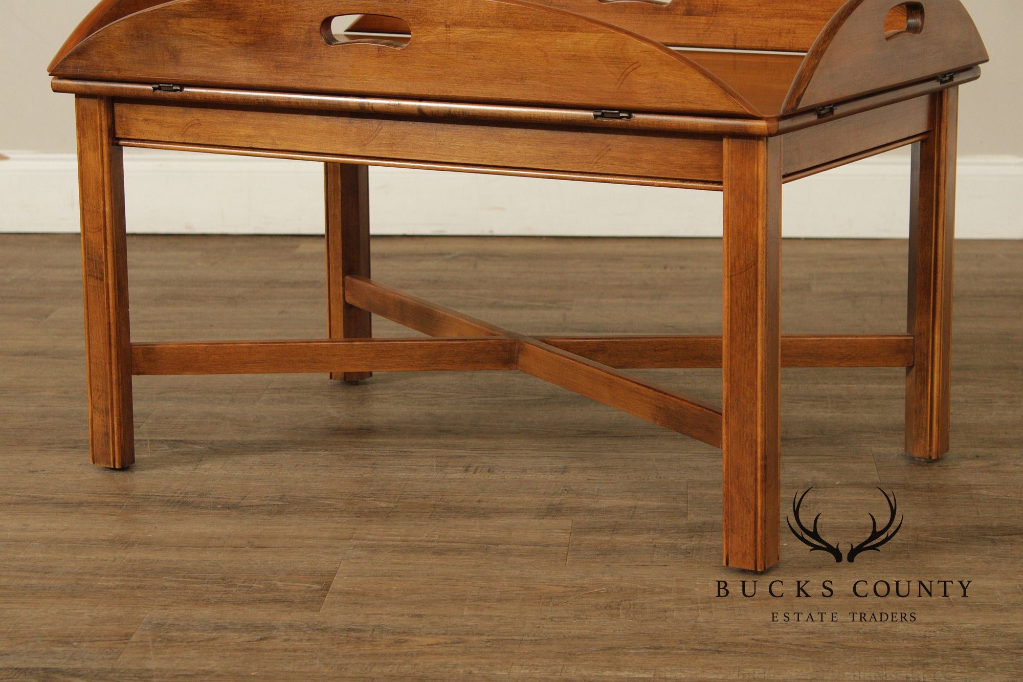 Ethan Allen 1776 Collection Chippendale Style Maple Butler’s Tray Coffee Table