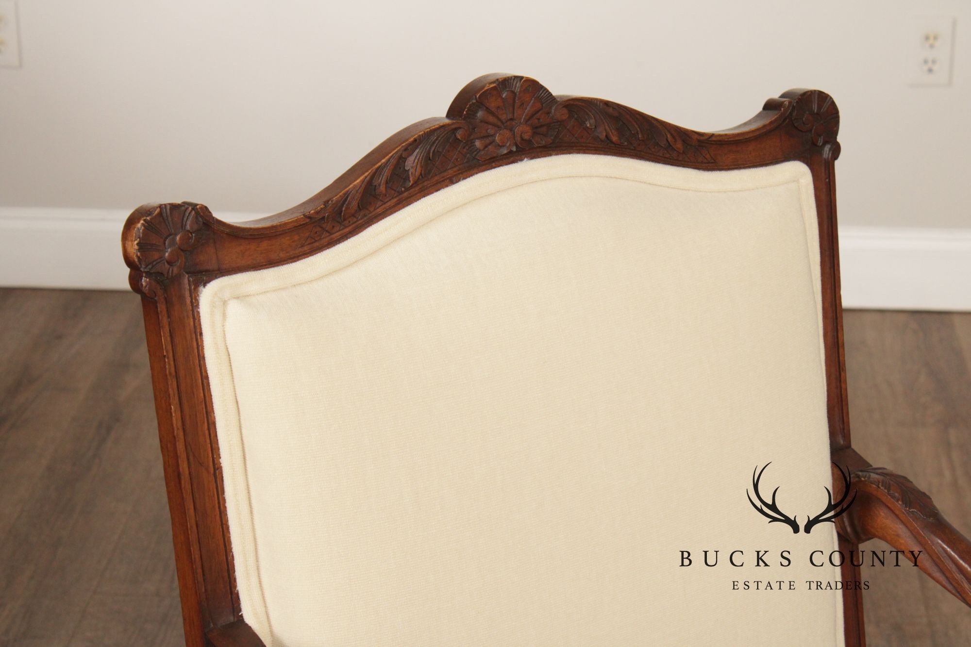 Antique French Louis XV Style Pair of Carved Walnut Fauteuil Armchairs