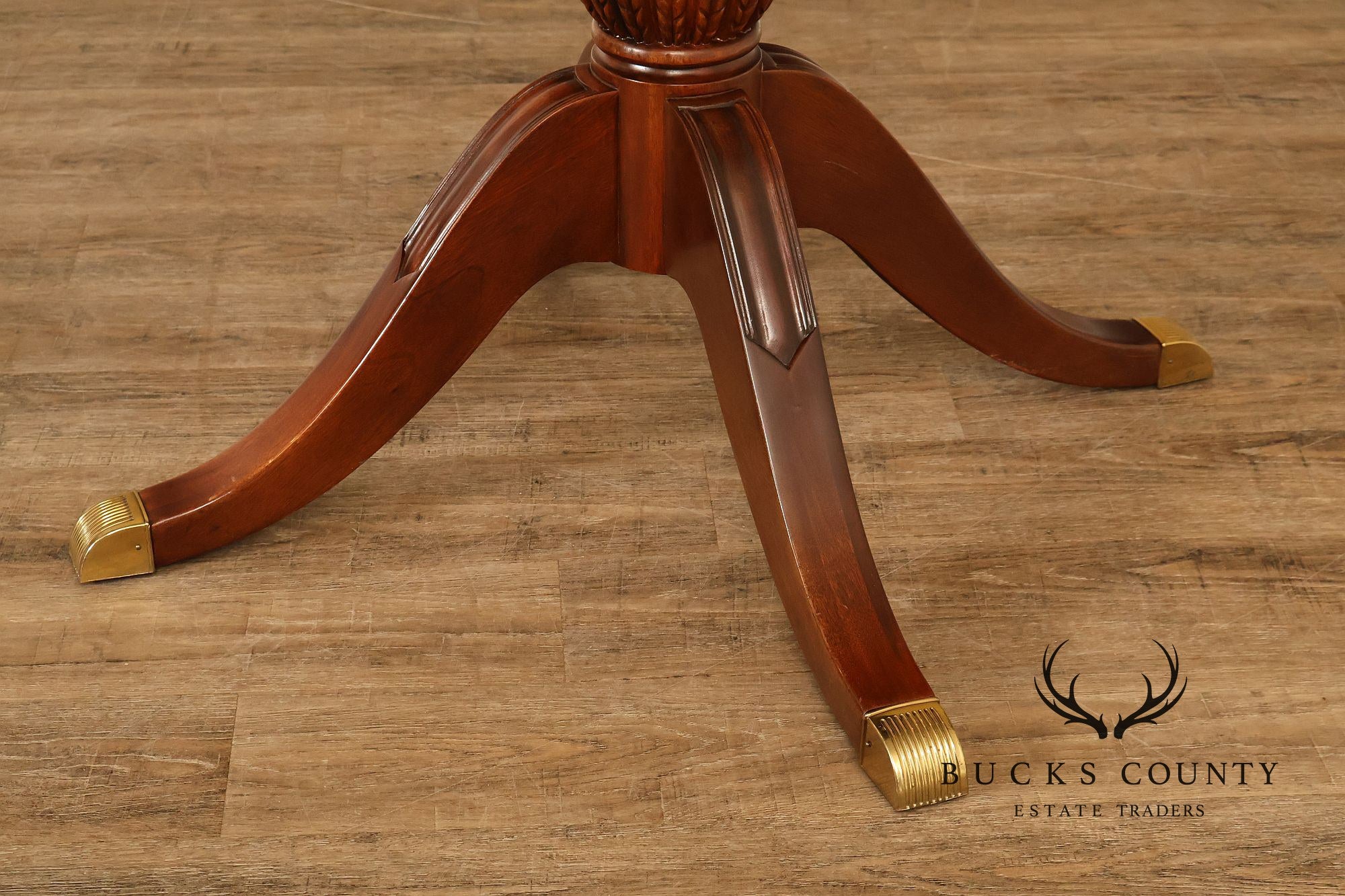 Lexington Furniture Round Glass Top Carved Mahogany Pedestal Table with Center Medallion