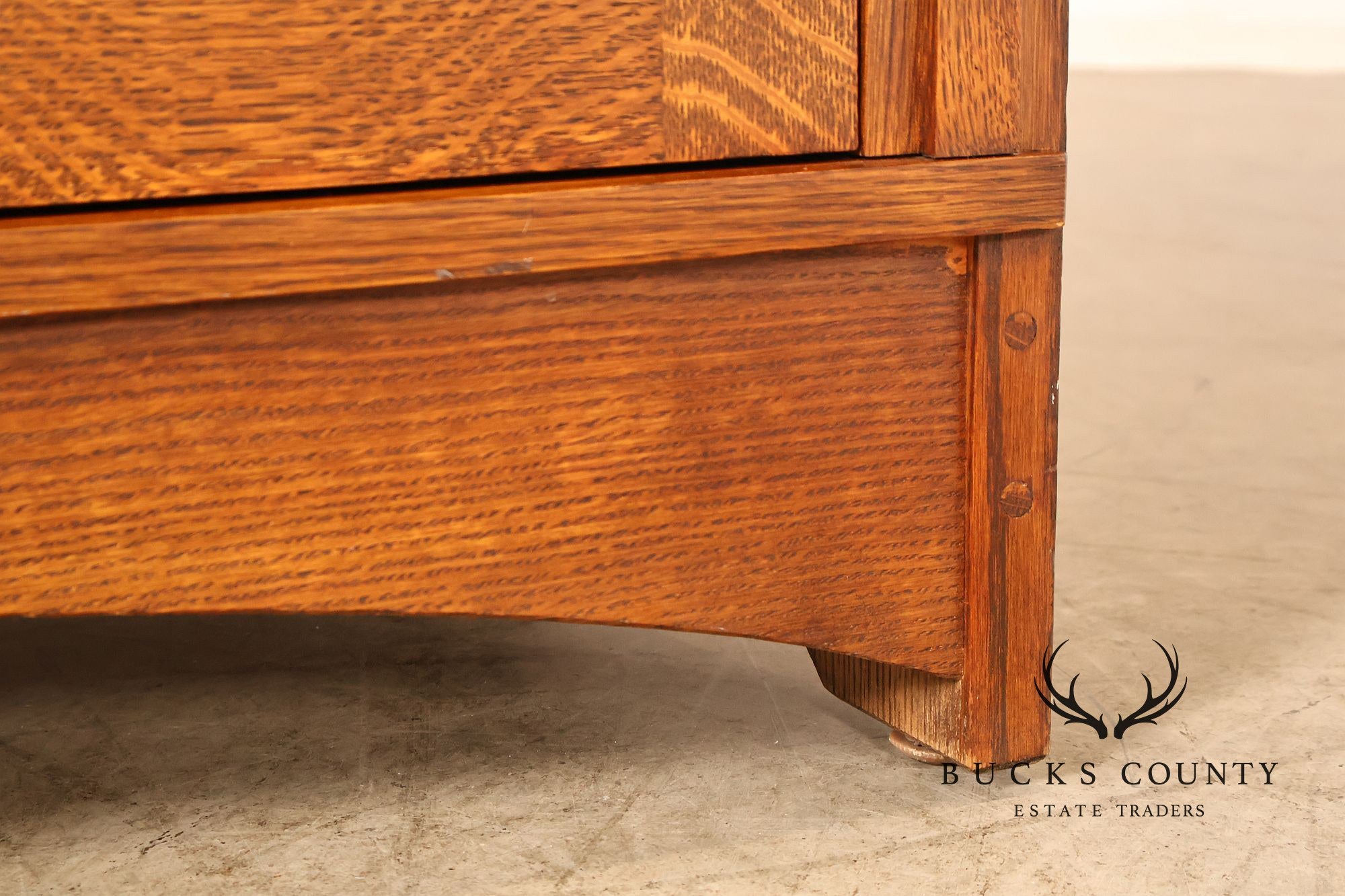 Stickley Mission Collection Oak Harvey Ellis Inlaid China Cabinet