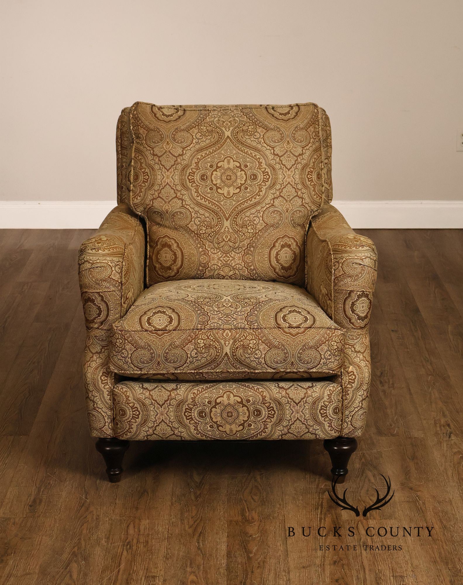 Bassett Traditional Style Upholstered Lounge Chair