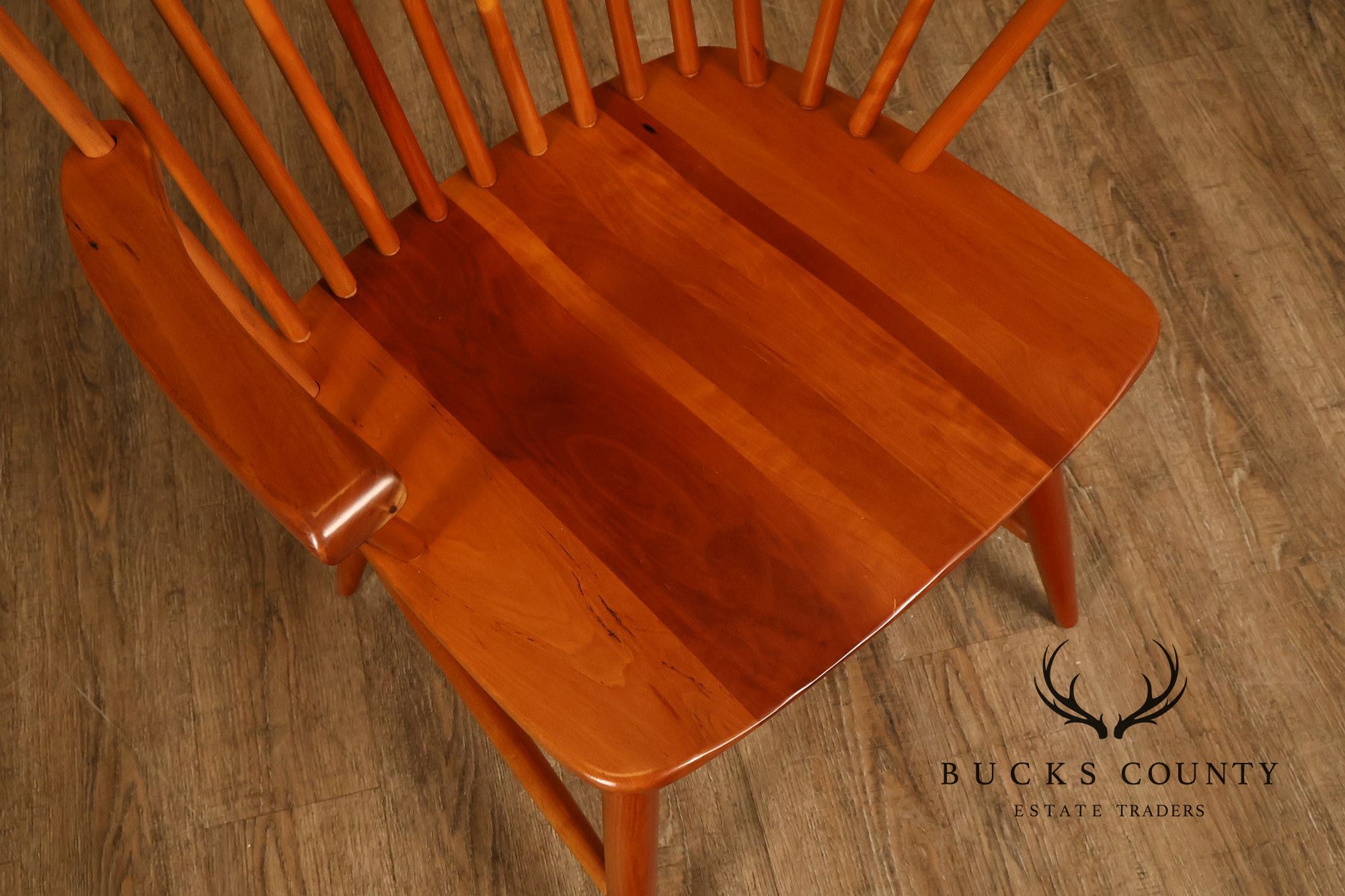 Pompanoosuc Mills Set Of Four Windsor Style Cherry Dining Chairs