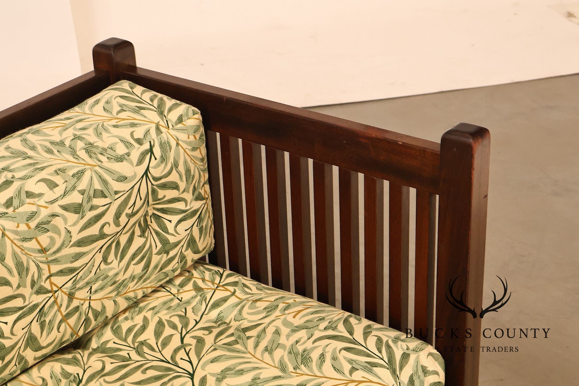 Mission Style Mahogany Spindle Settle With Botanical Upholstery