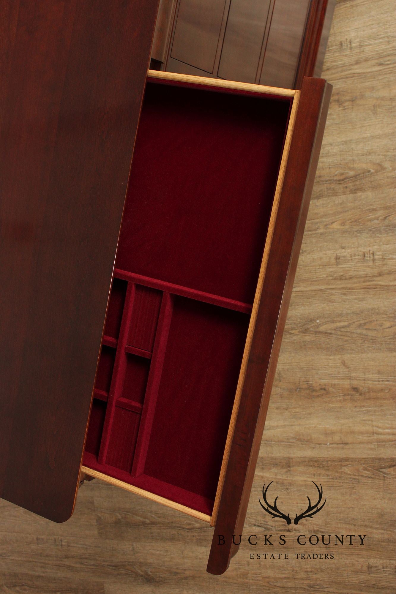 Stickley Marseilles Louis Philippe Cherry 8-Drawer Dresser