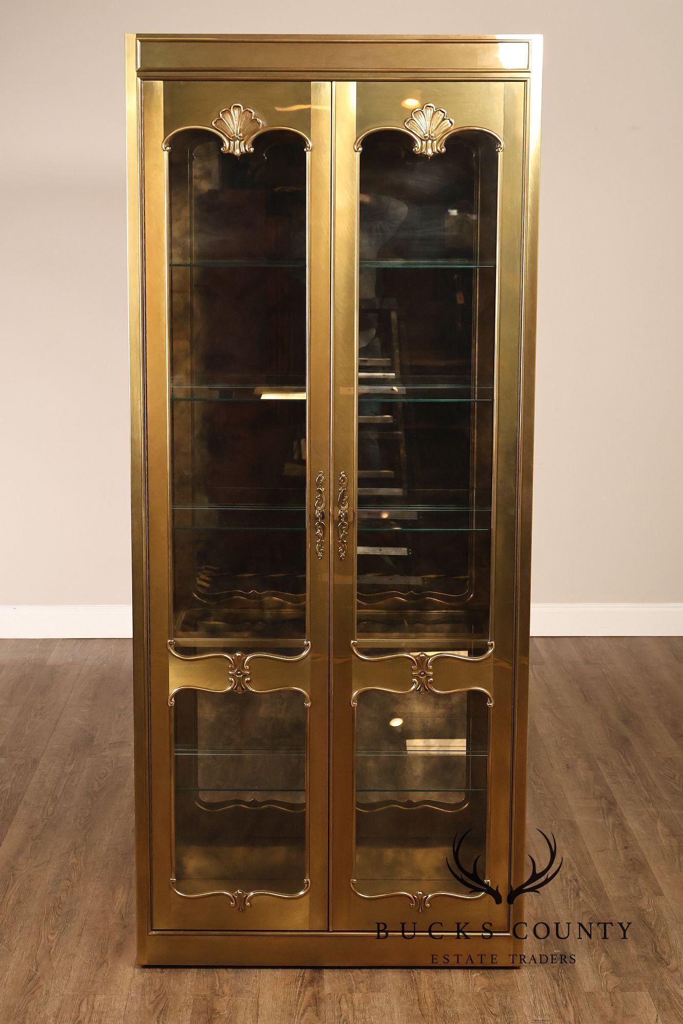 Mastercraft Mid Century Modern Brass And Glass Display Cabinet
