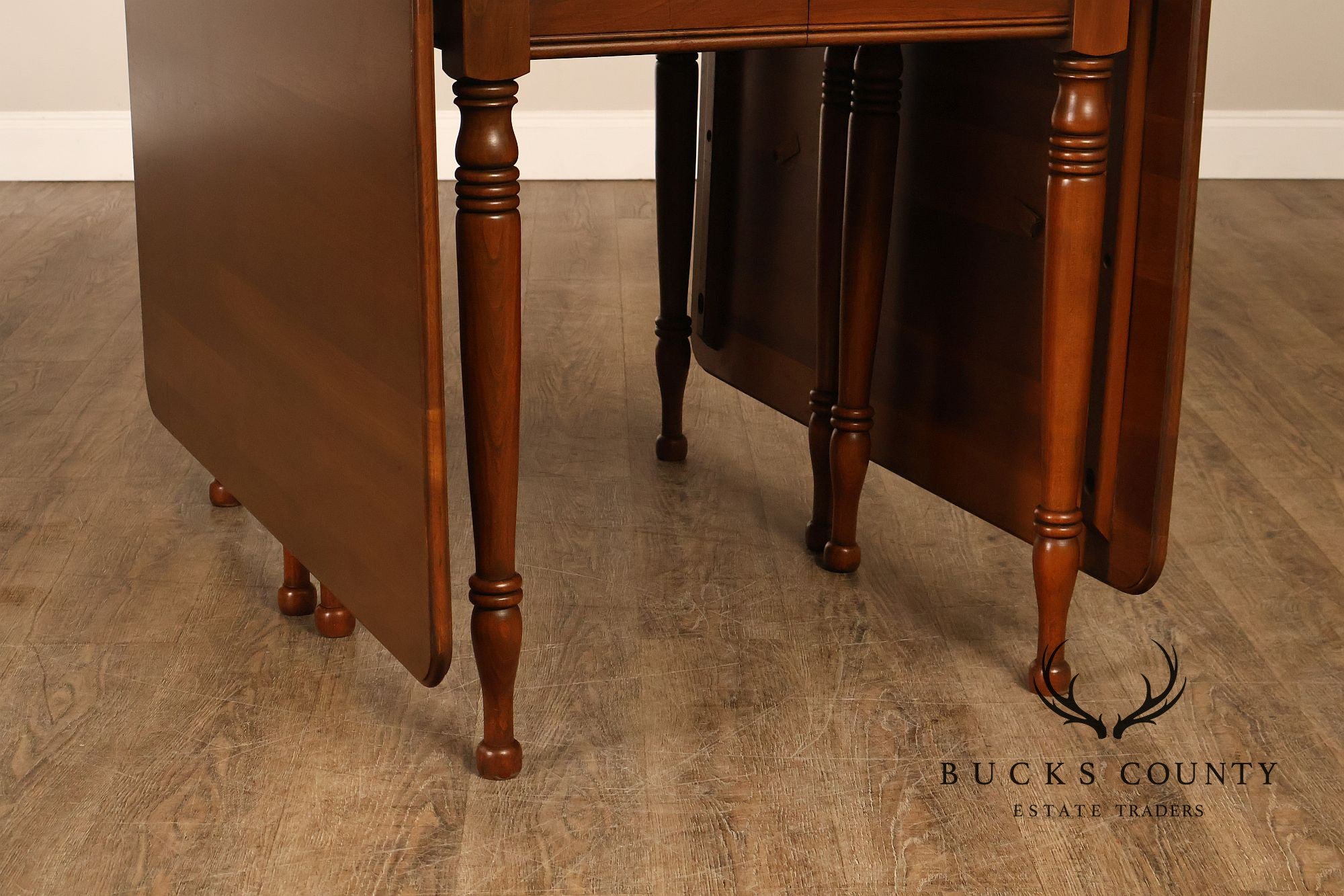 Pennsylvania House Cherry Drop Leaf Dining Table With Leaves