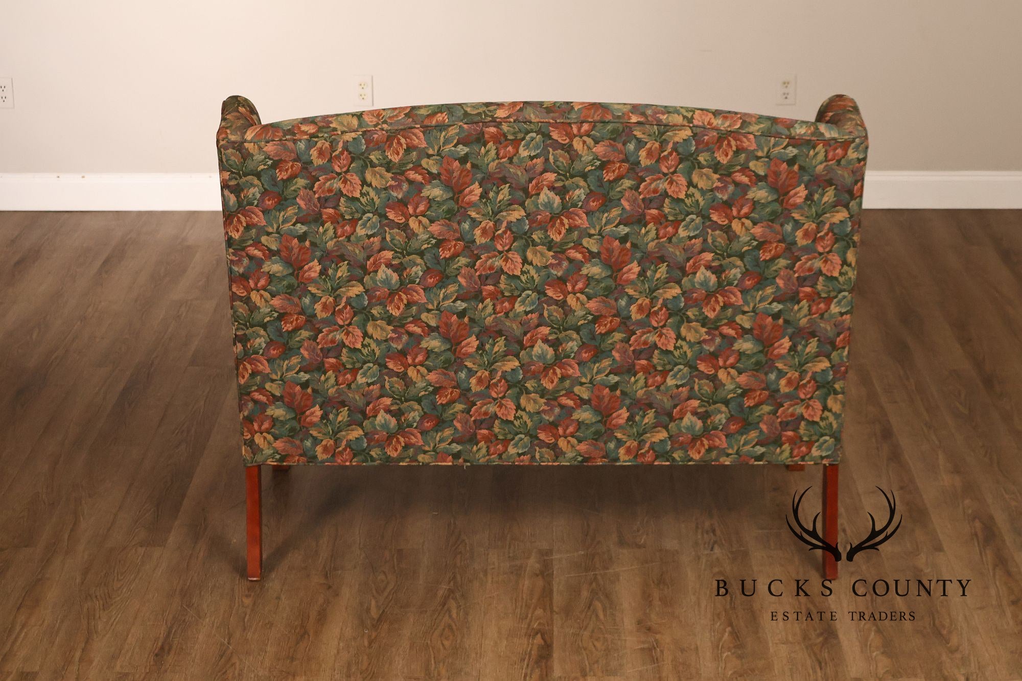 Traditional Upholstered Loveseat With Floral Fabric