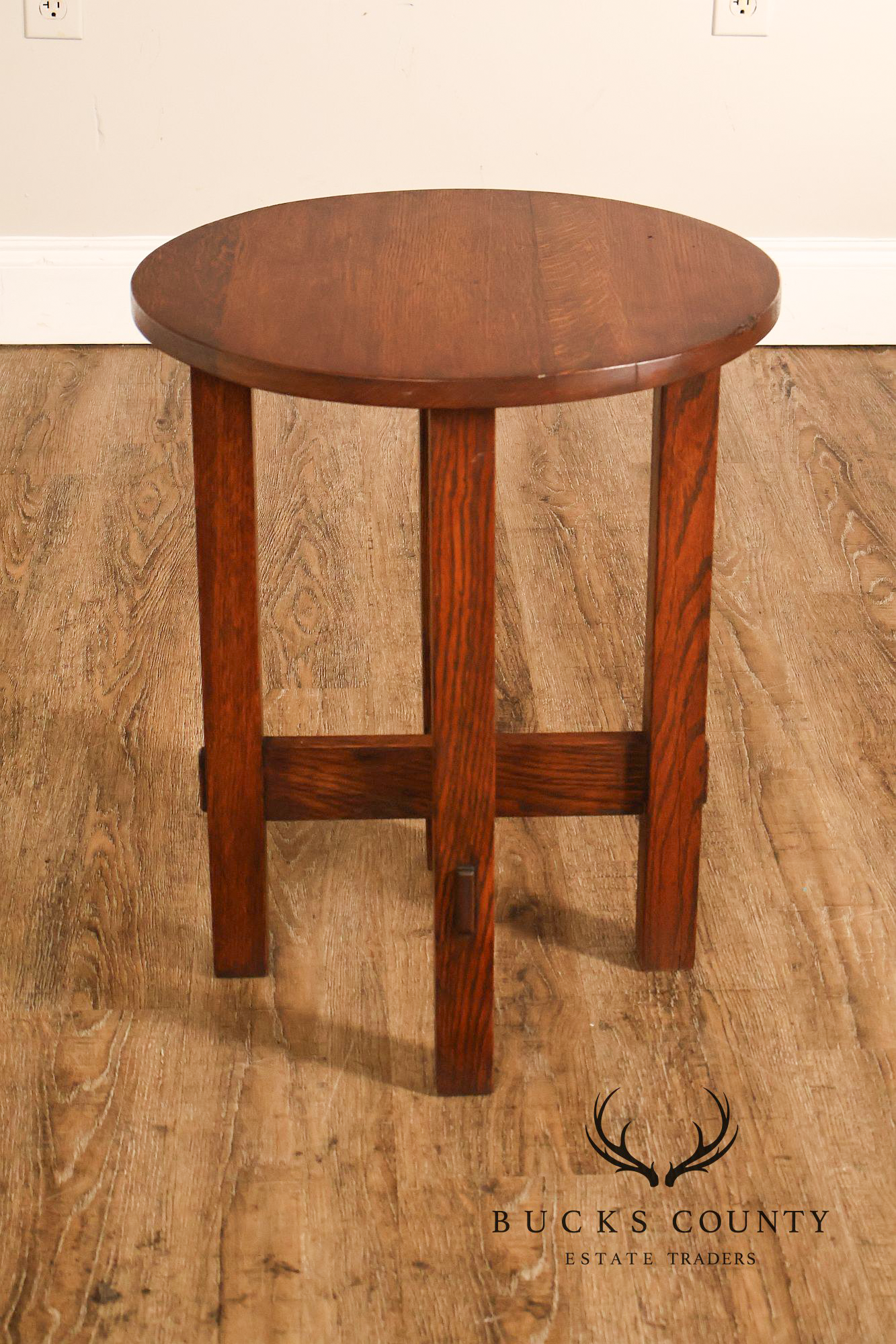 Arts And Crafts Style Round Oak Lamp Table