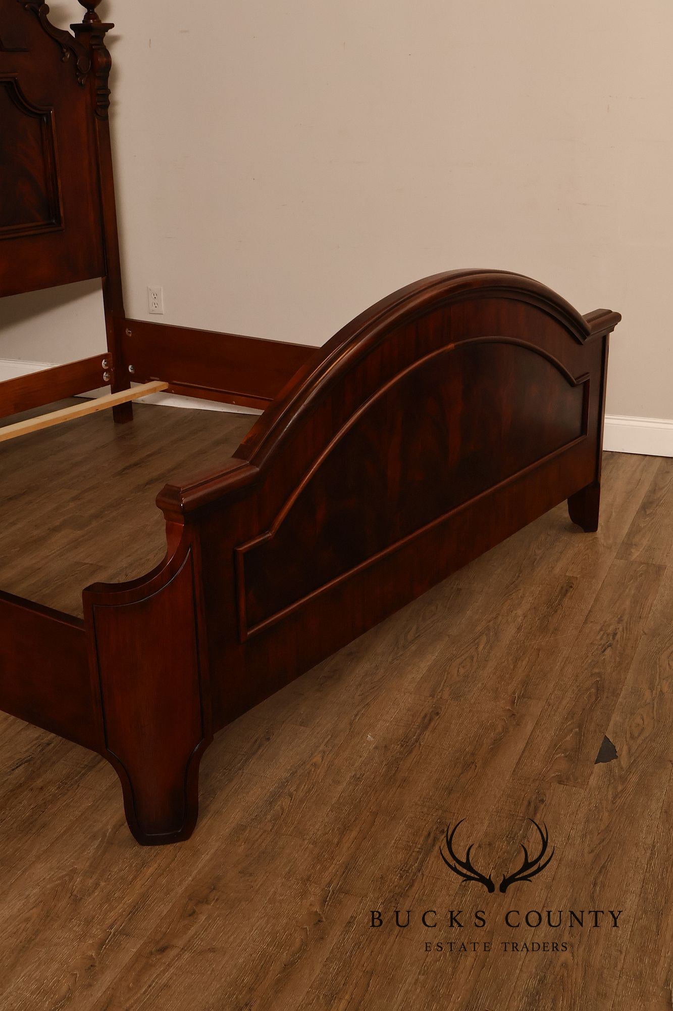 Henredon Carlyle Mahogany Victorian Style High Back King Bed
