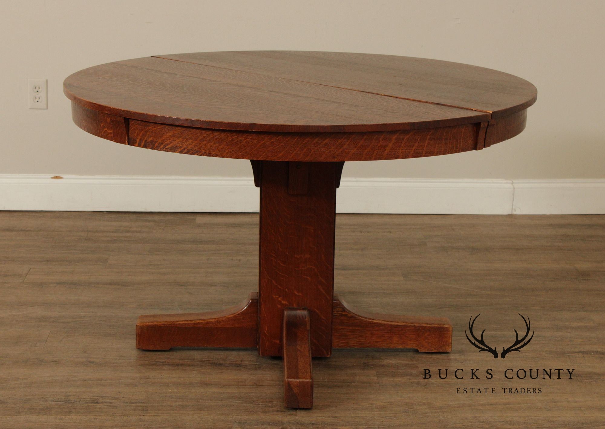 Limbert Furniture Antique Mission Oak Round Top Expandable Dining Table