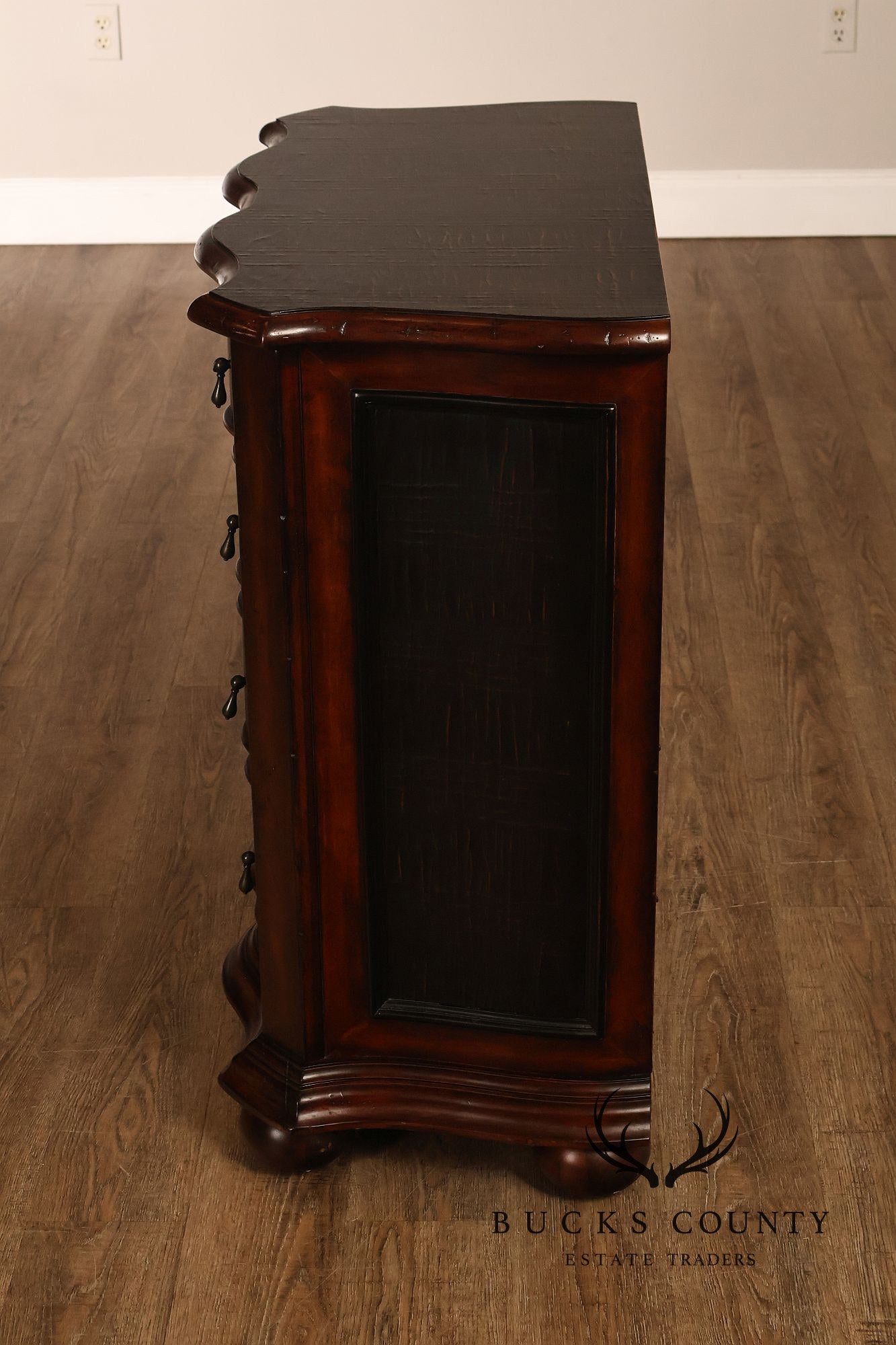 Ethan Allen Pair Of Serpentine Lucca Chests