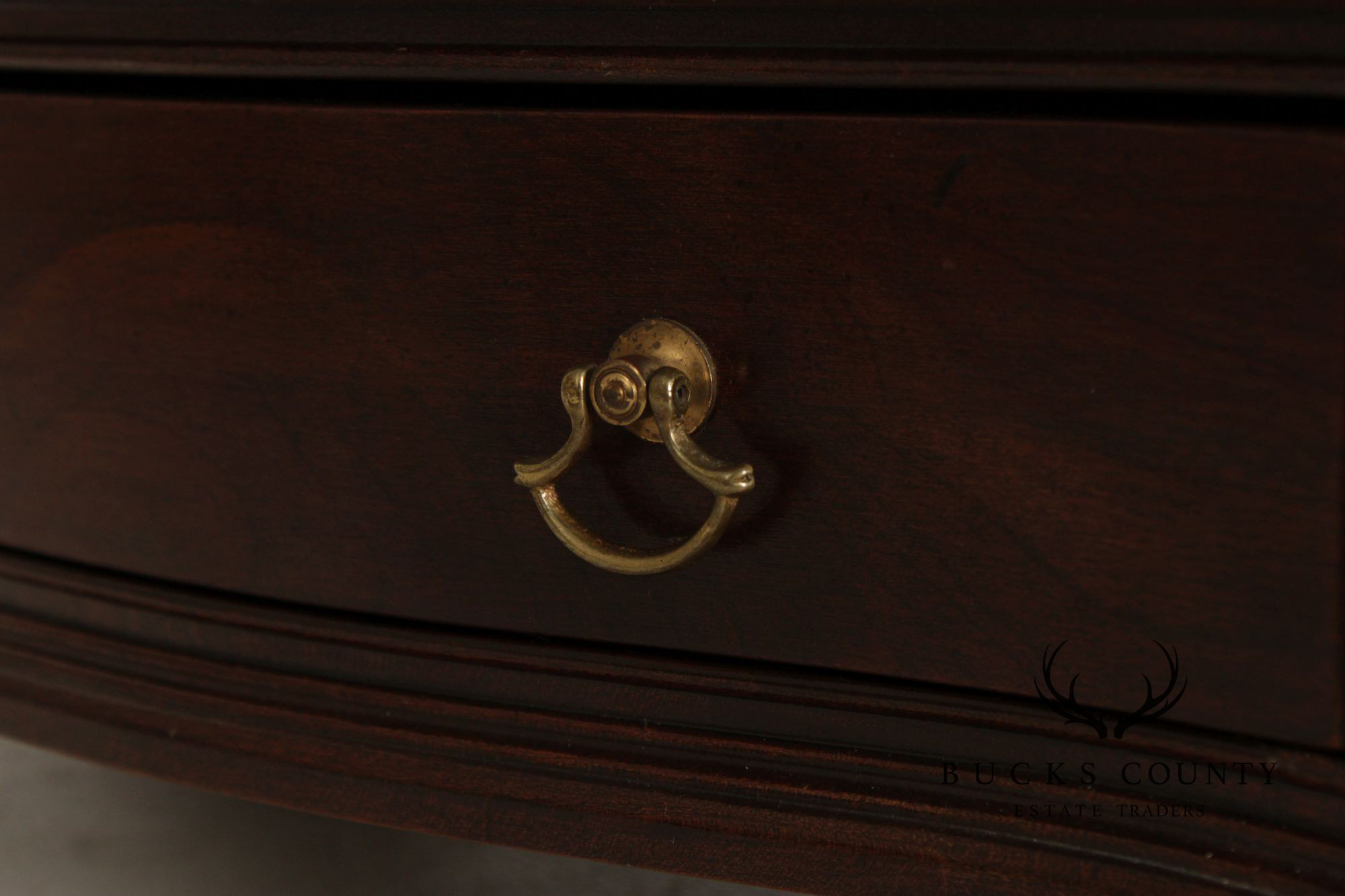 Ethan Allen Georgian Court Cherry Dresser Top Shaving Mirror