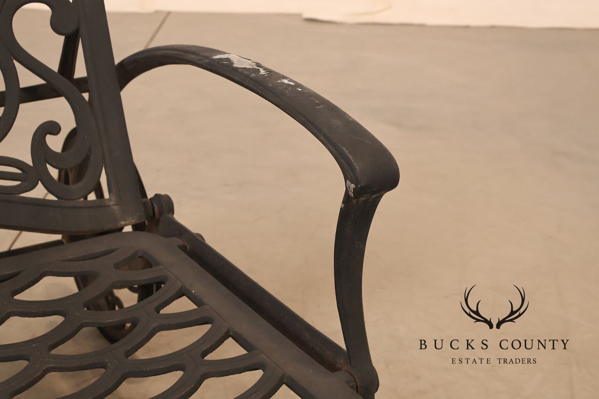 Hanamint Tuscany Pair Of Cast Aluminum Outdoor Chaise Lounge Chairs