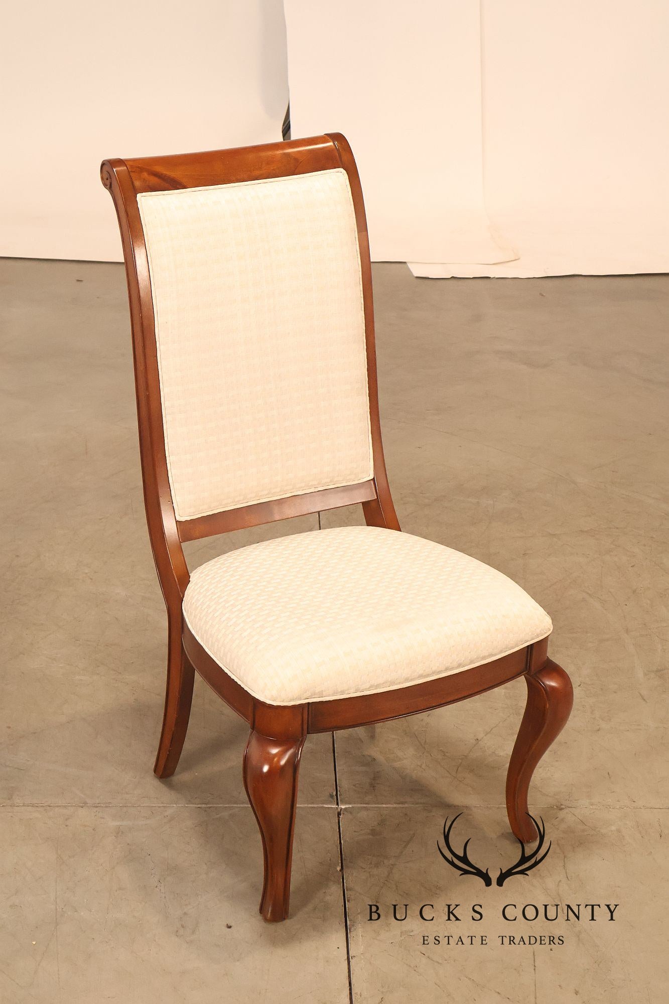 Pennsylvania House Set Of Eight French Style Dining Chairs