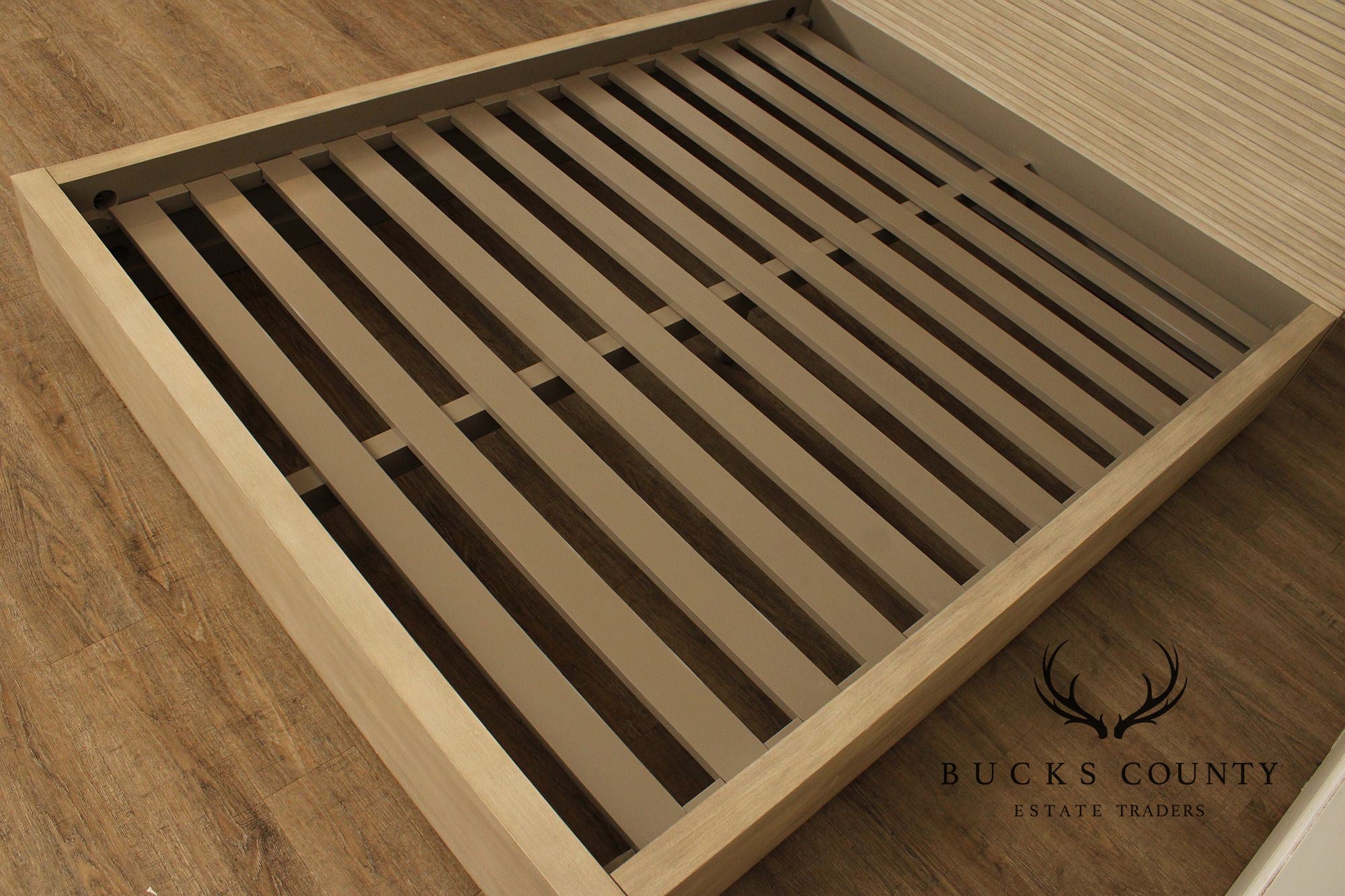 Restoration Hardware Mesa Platform Queen Bed