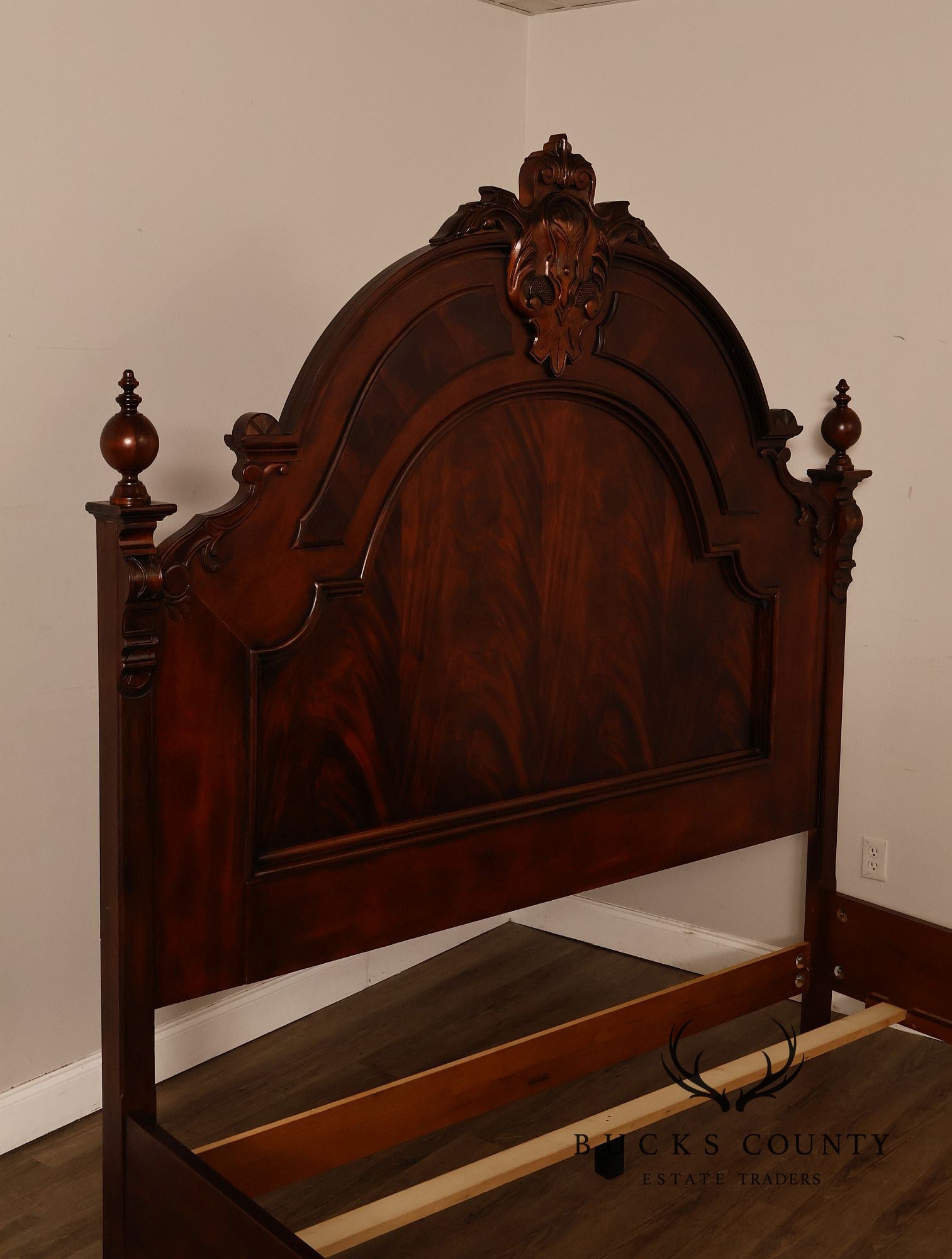 Henredon Carlyle Mahogany Victorian Style High Back King Bed