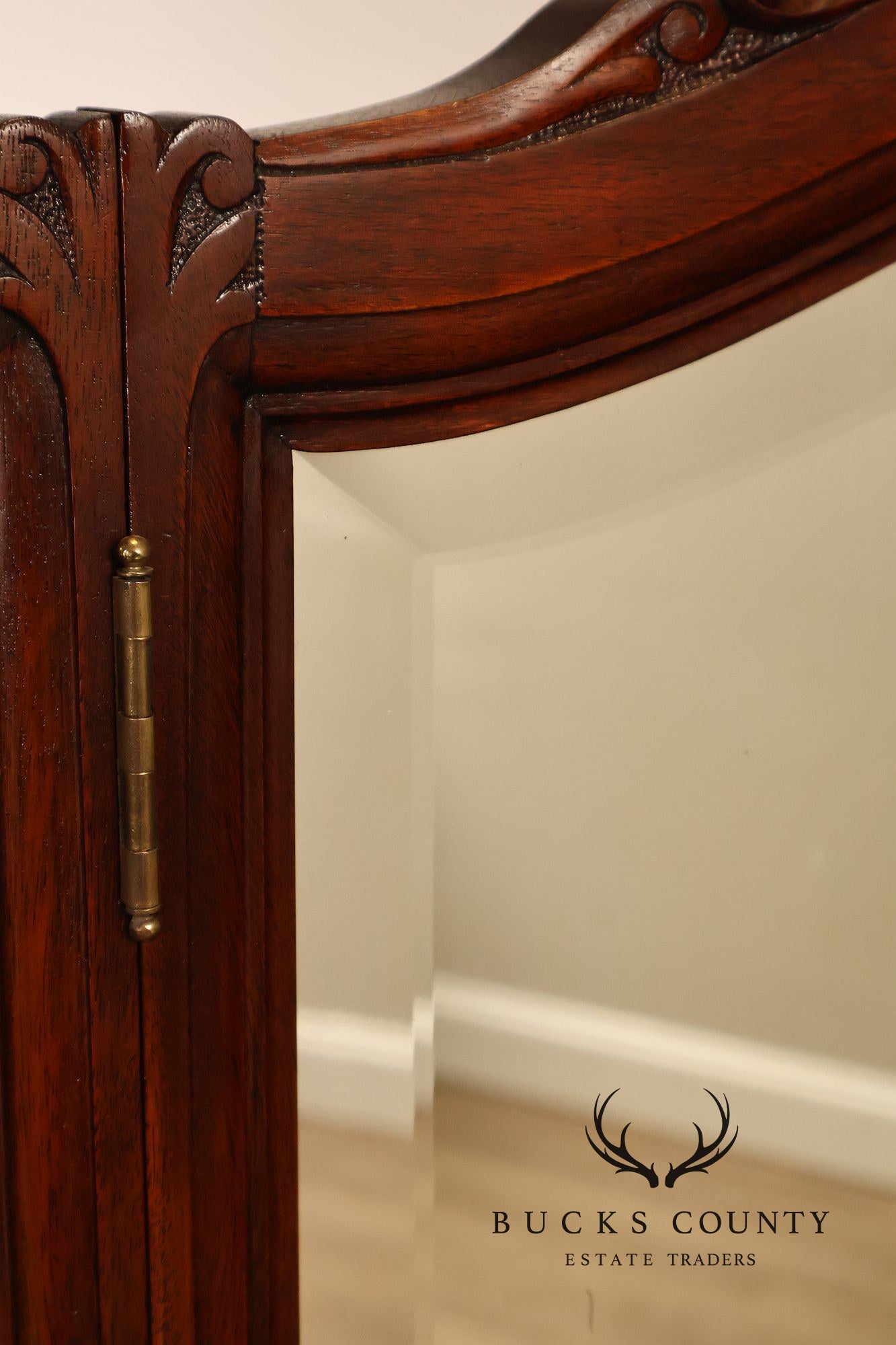 RJ Horner Antique Carved Mahogany Vanity With Mirror