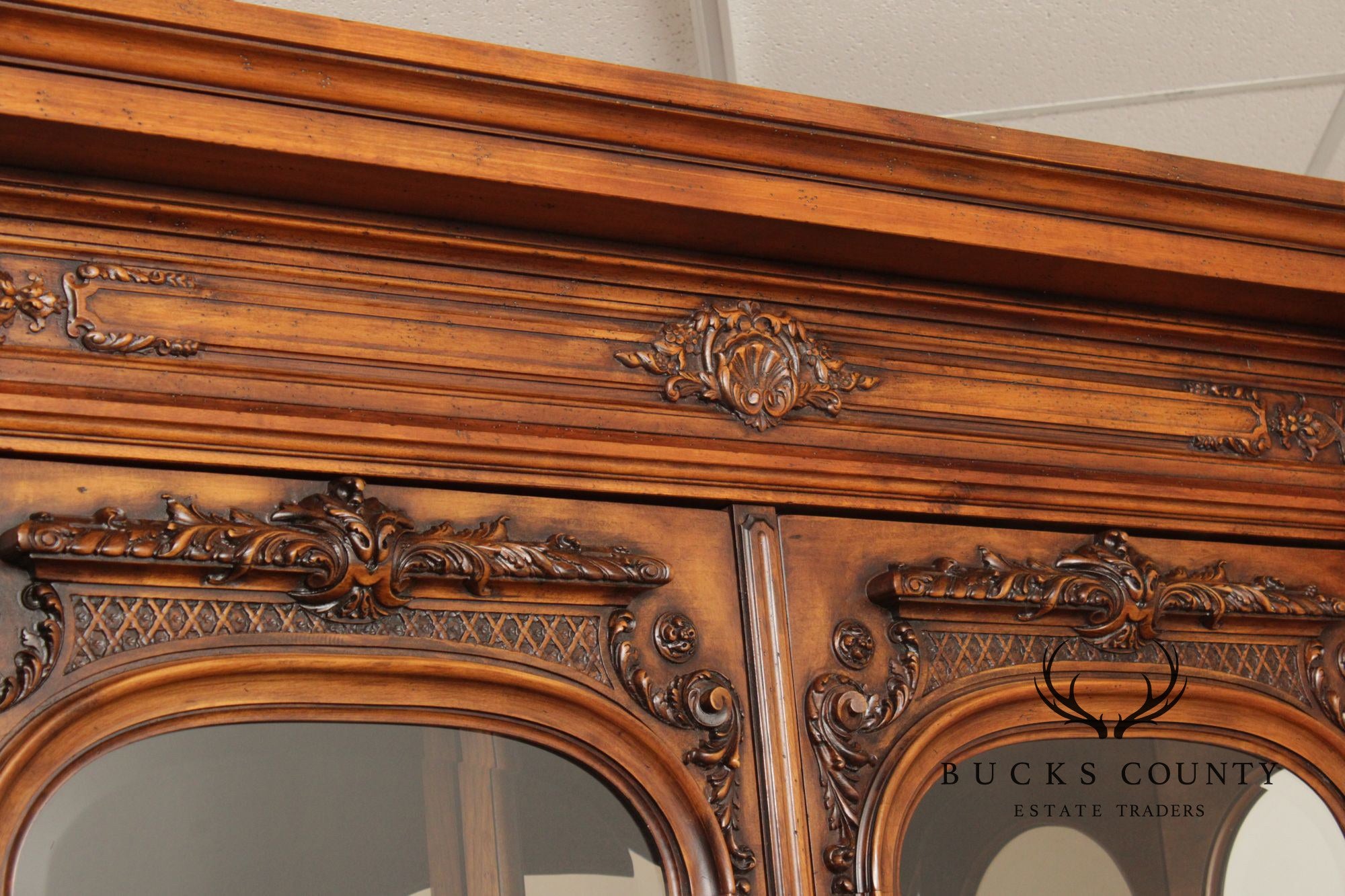 Henredon Monumental French Style Lighted Display Cabinet