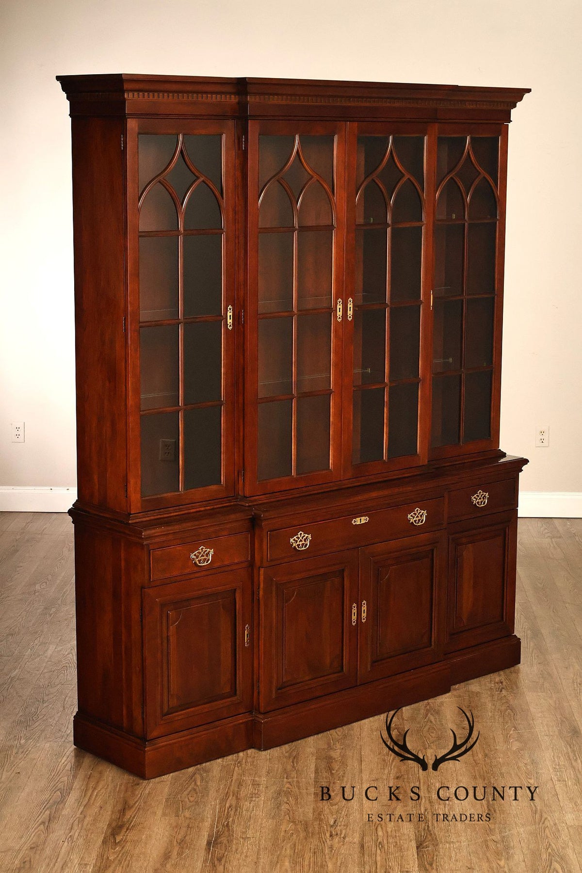 Statton Trutype Americana Cherry Breakfront China Cabinet